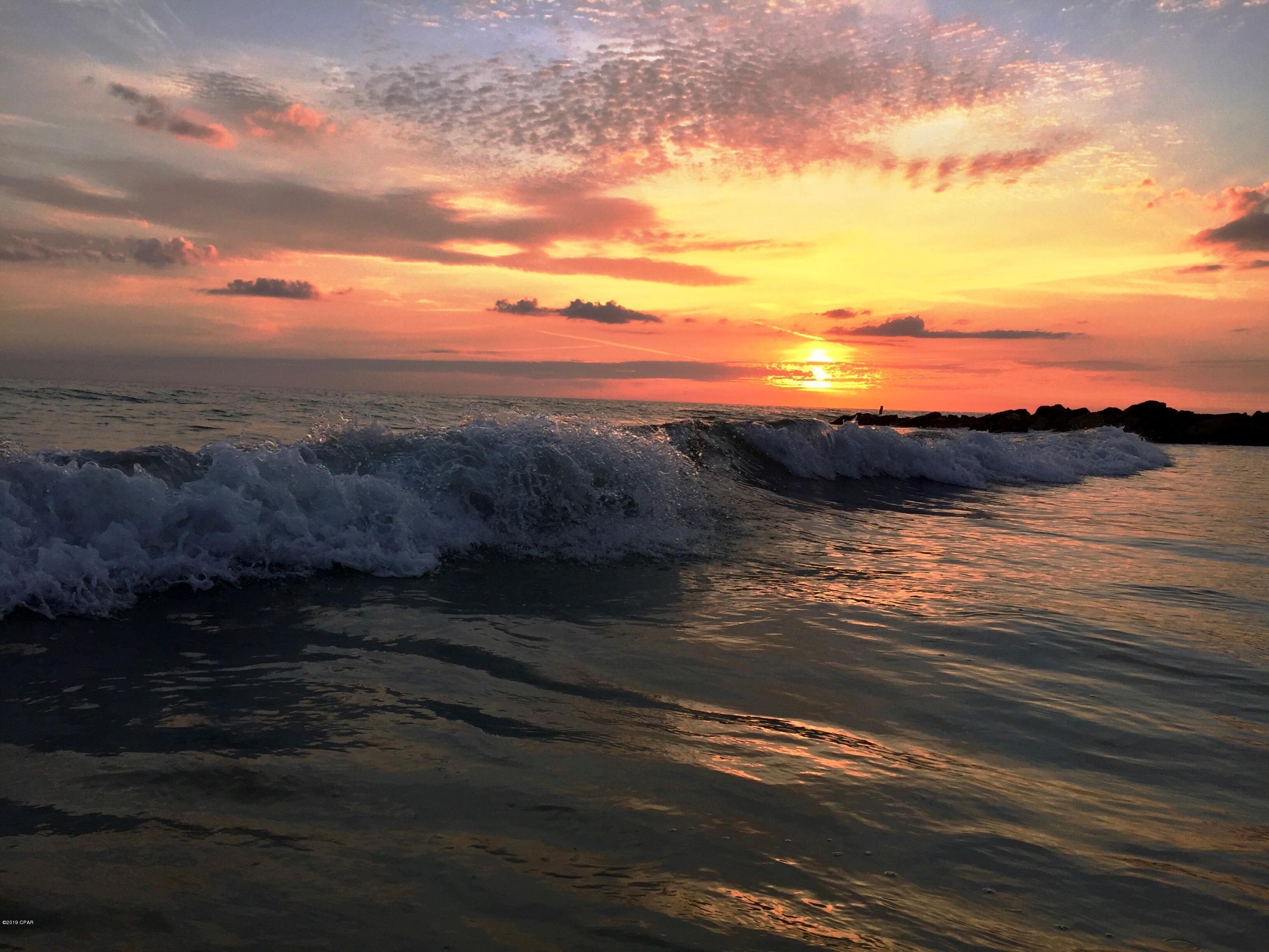 Calypso Towers III - Residential