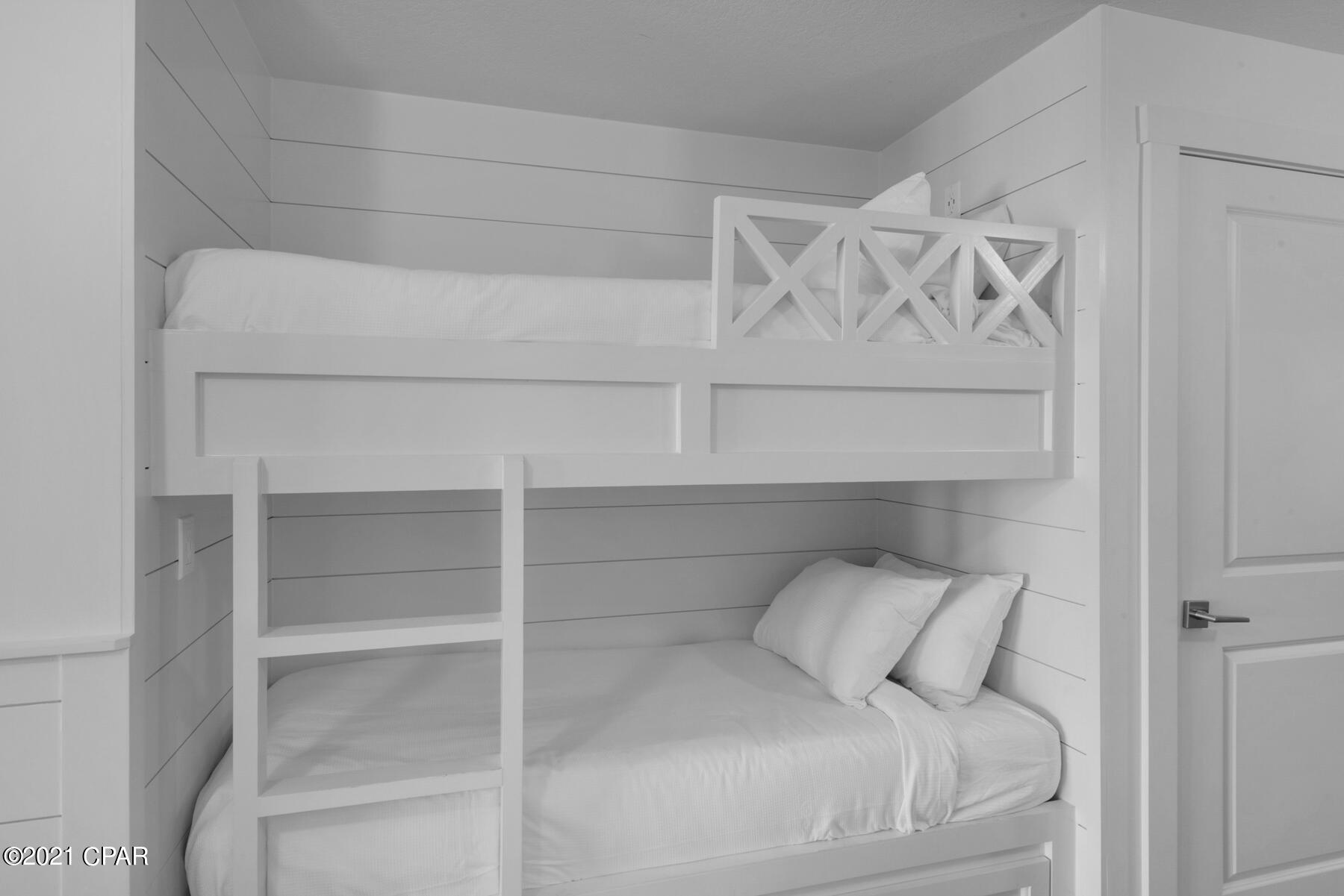 Calypso Towers III - Residential