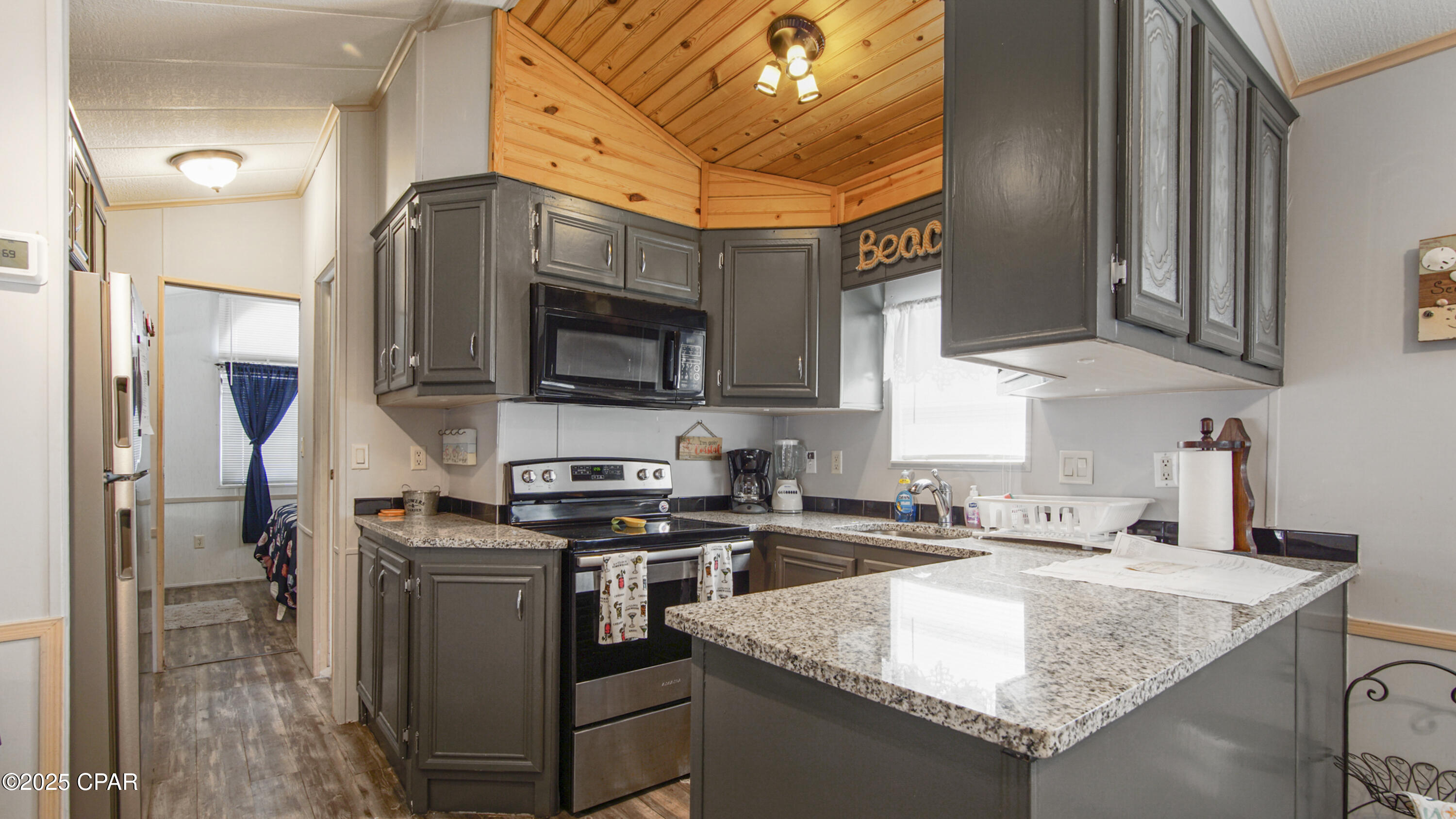 Emerald Pointe Resort - Residential