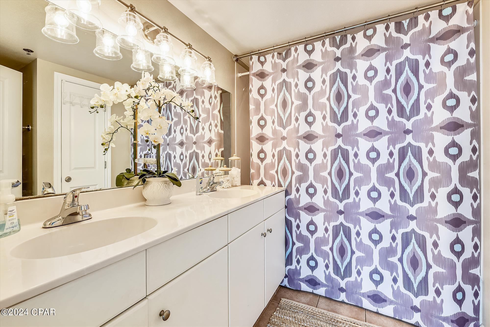 Shores Of Panama - Residential