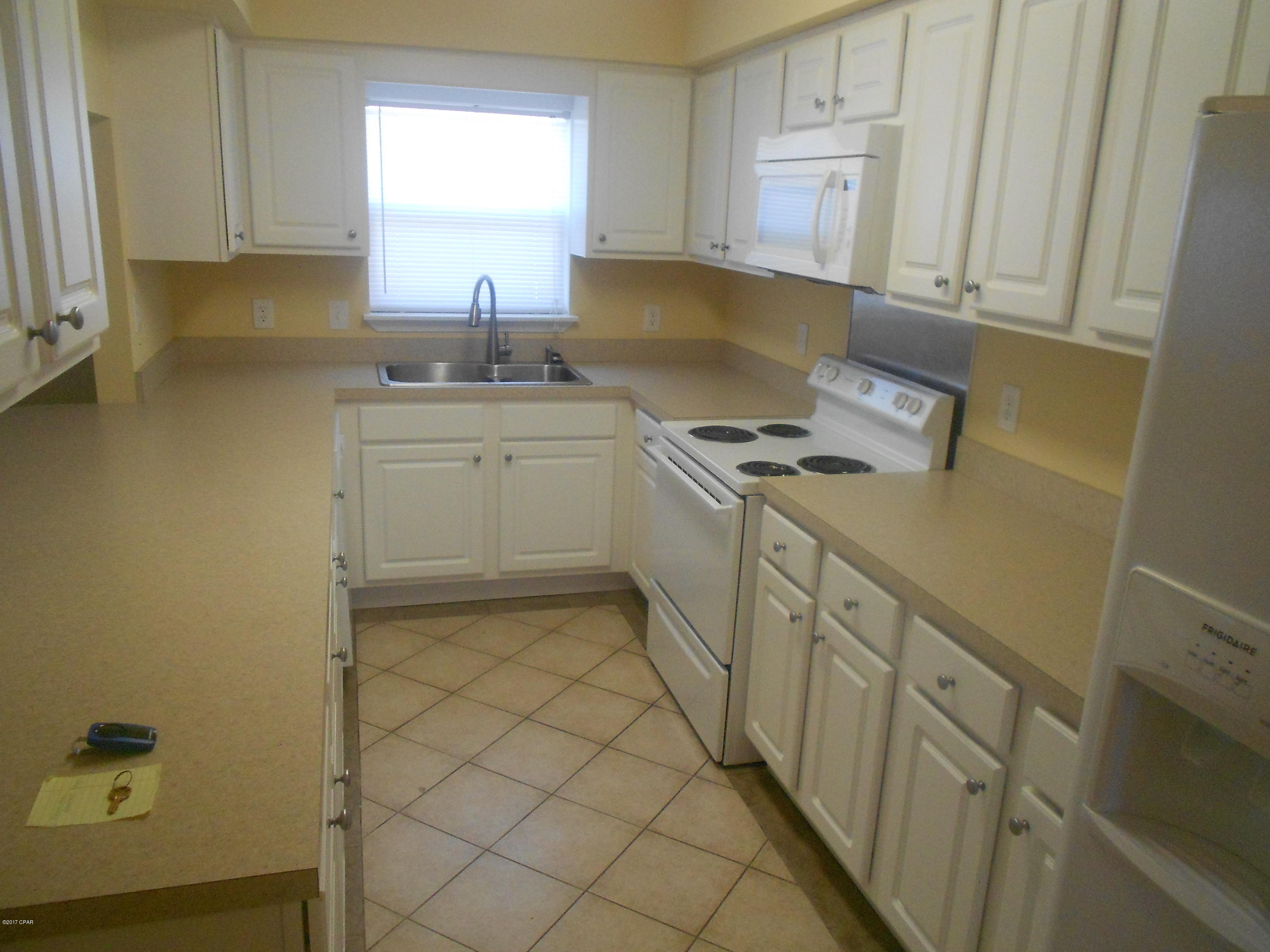 Silver Sands Beach - Residential Lease