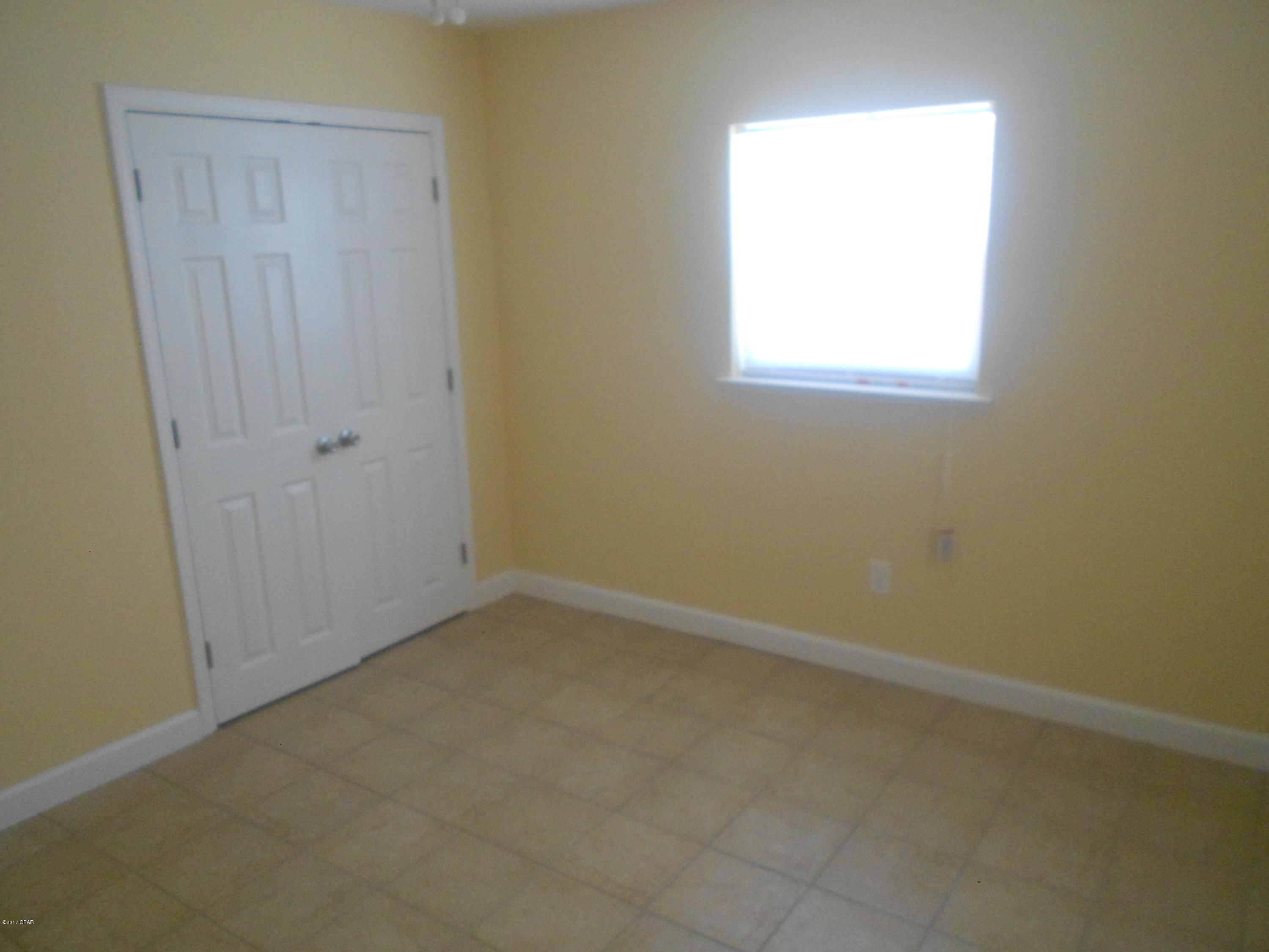 Silver Sands Beach - Residential Lease