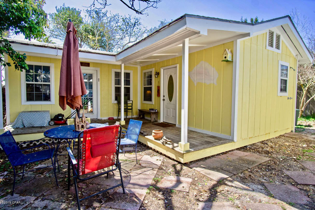 Riviera Beach - Residential