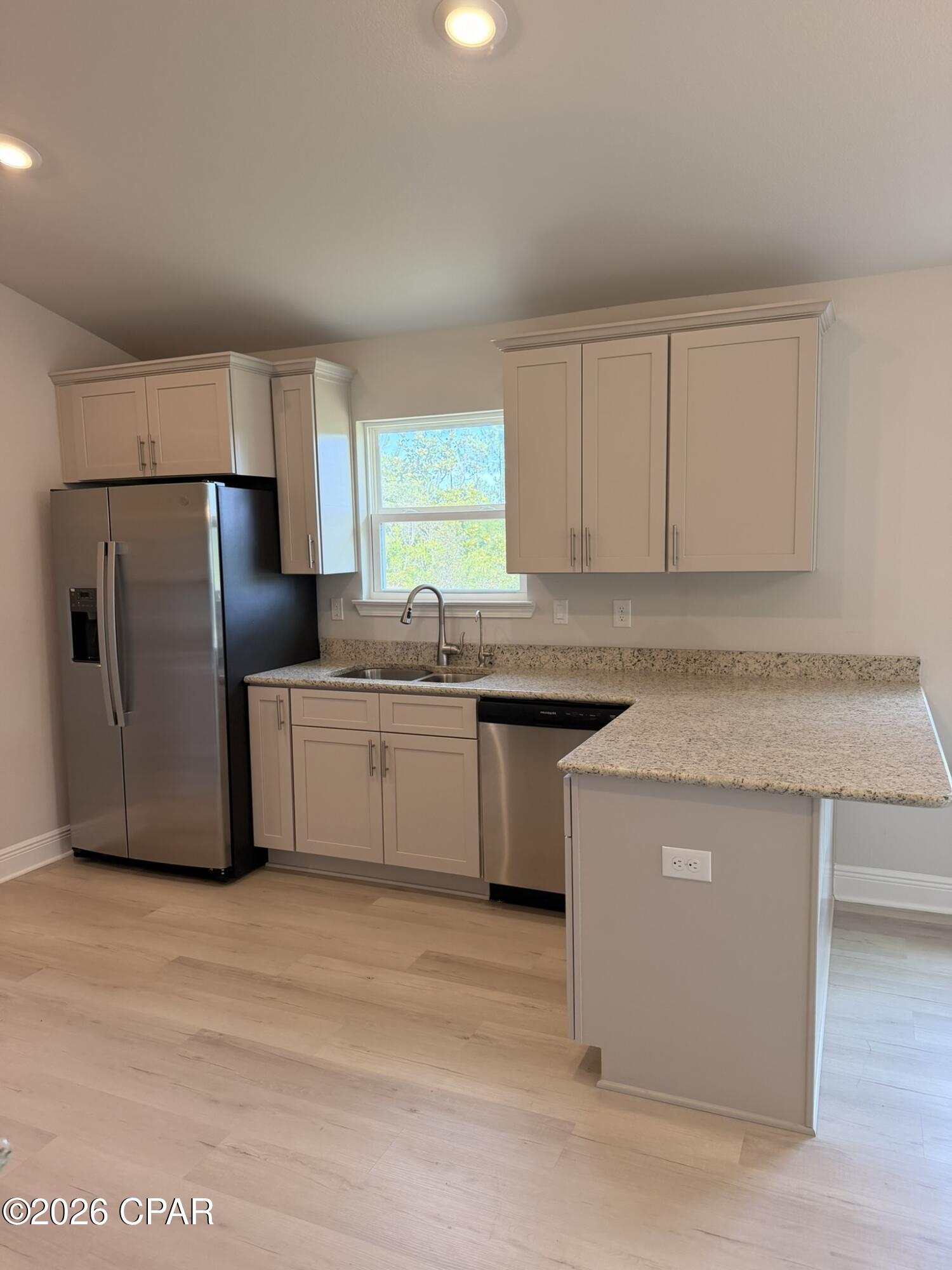 [No Recorded Subdiv] - Residential Lease