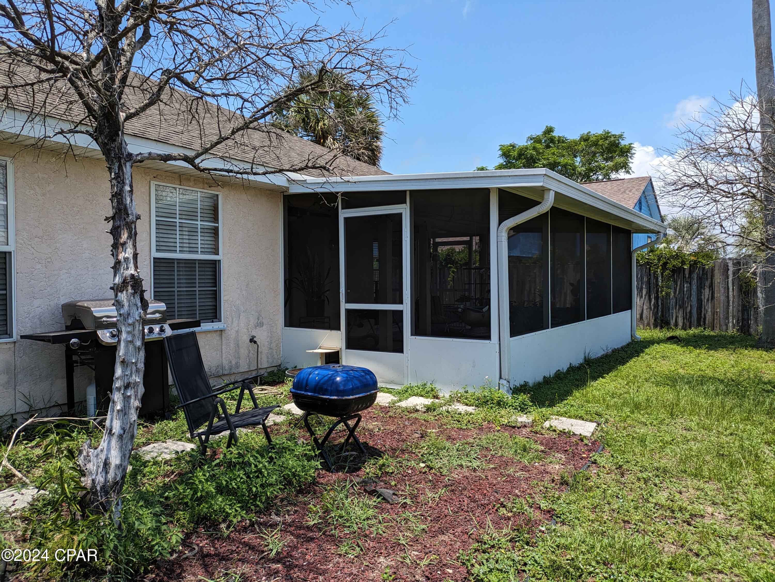 Hutchison's 2nd To Bahama Bch - Residential