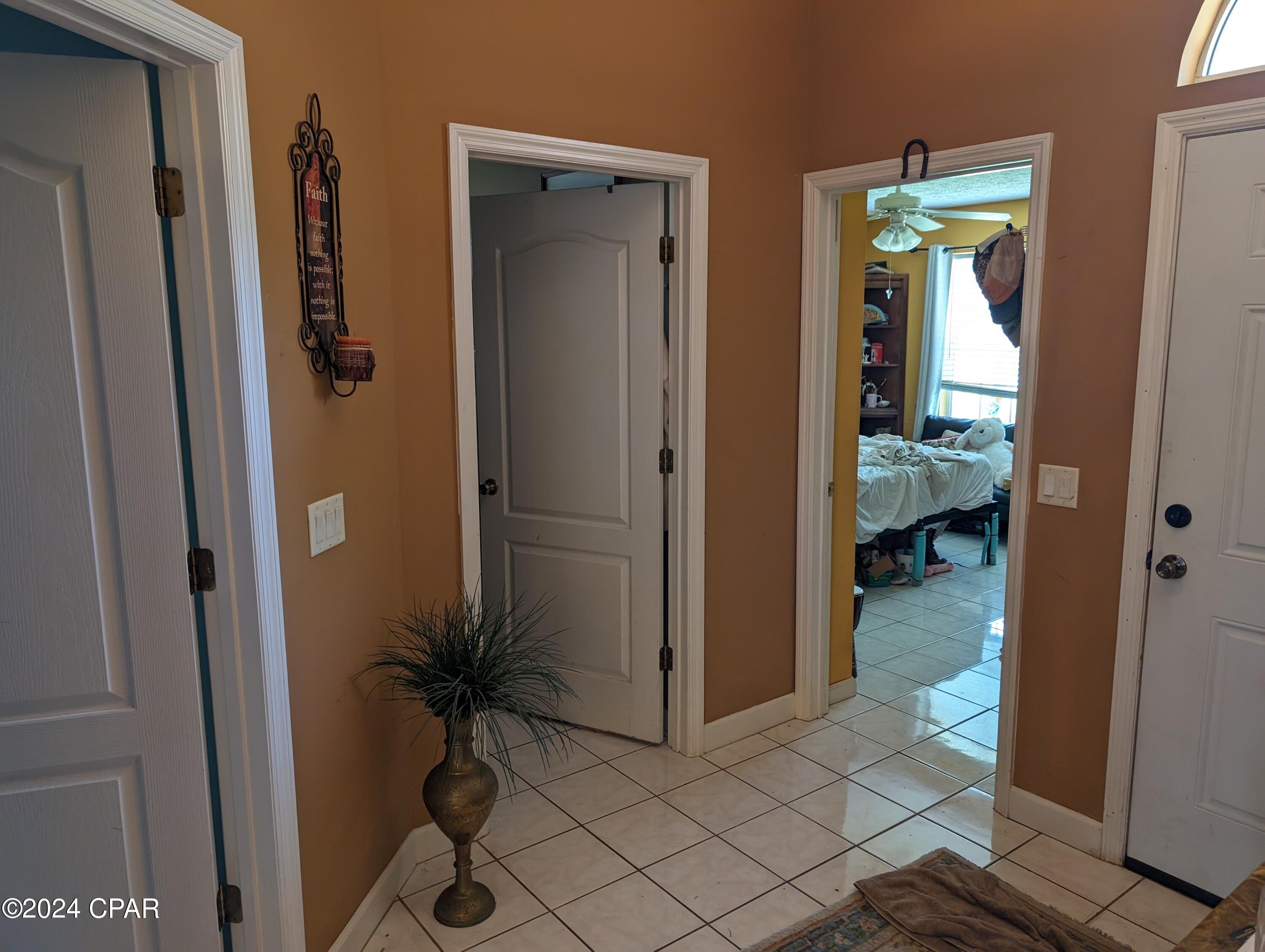 Hutchison's 2nd To Bahama Bch - Residential