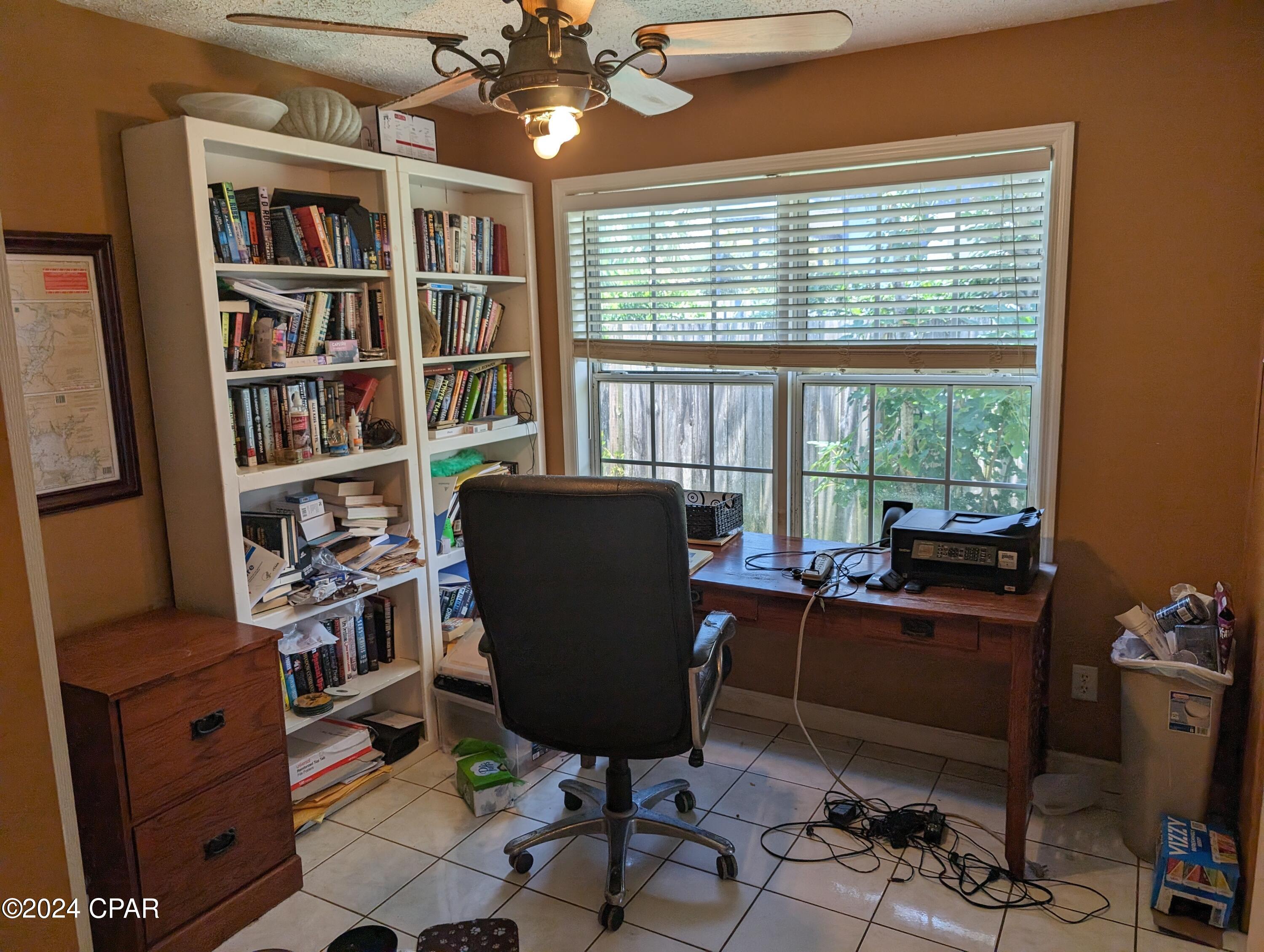 Hutchison's 2nd To Bahama Bch - Residential