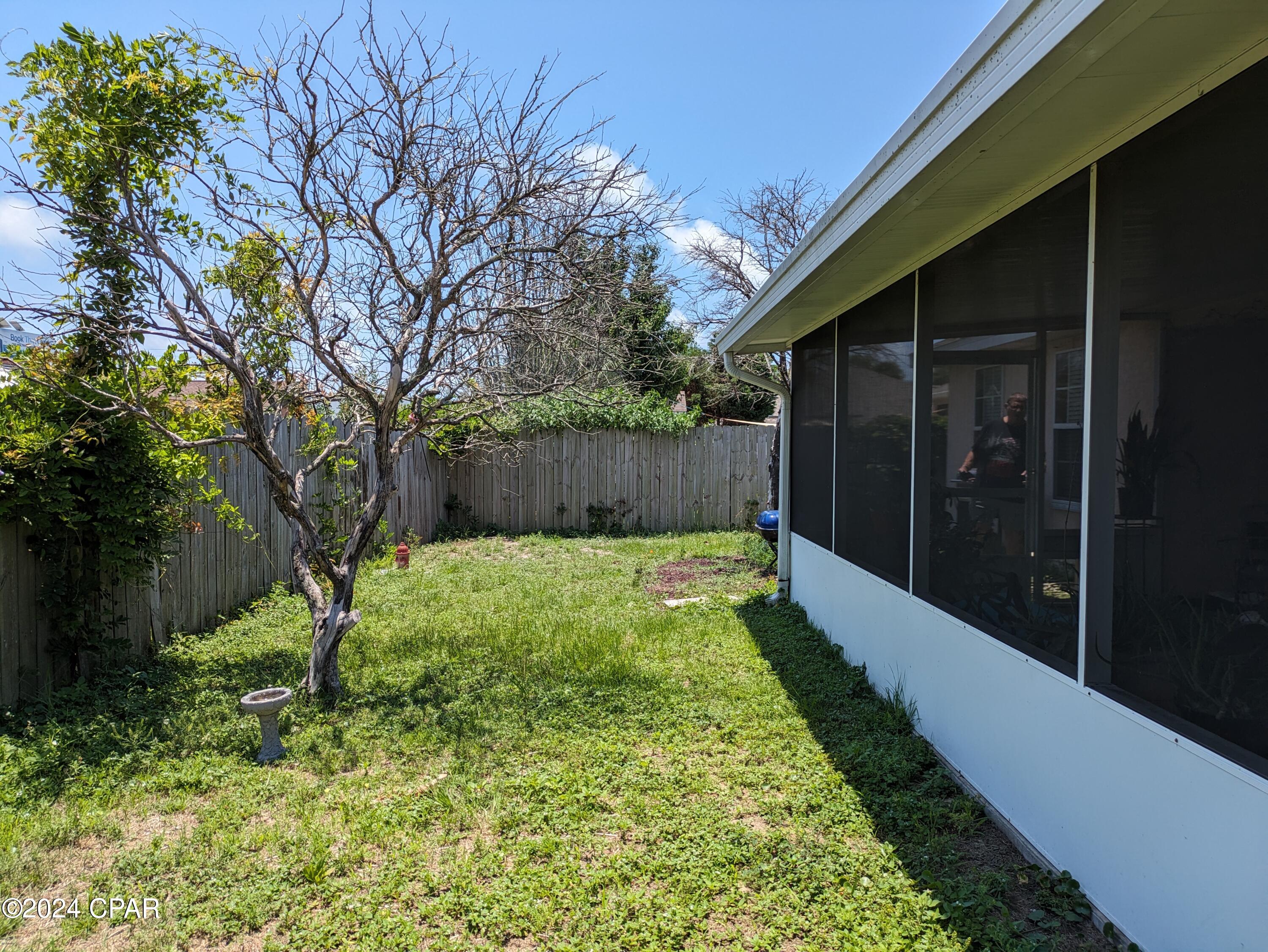 Hutchison's 2nd To Bahama Bch - Residential