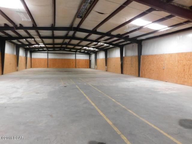 [No Recorded Subdiv] - Commercial Sale