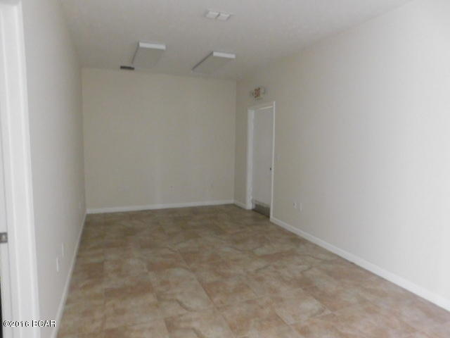 [No Recorded Subdiv] - Commercial Sale