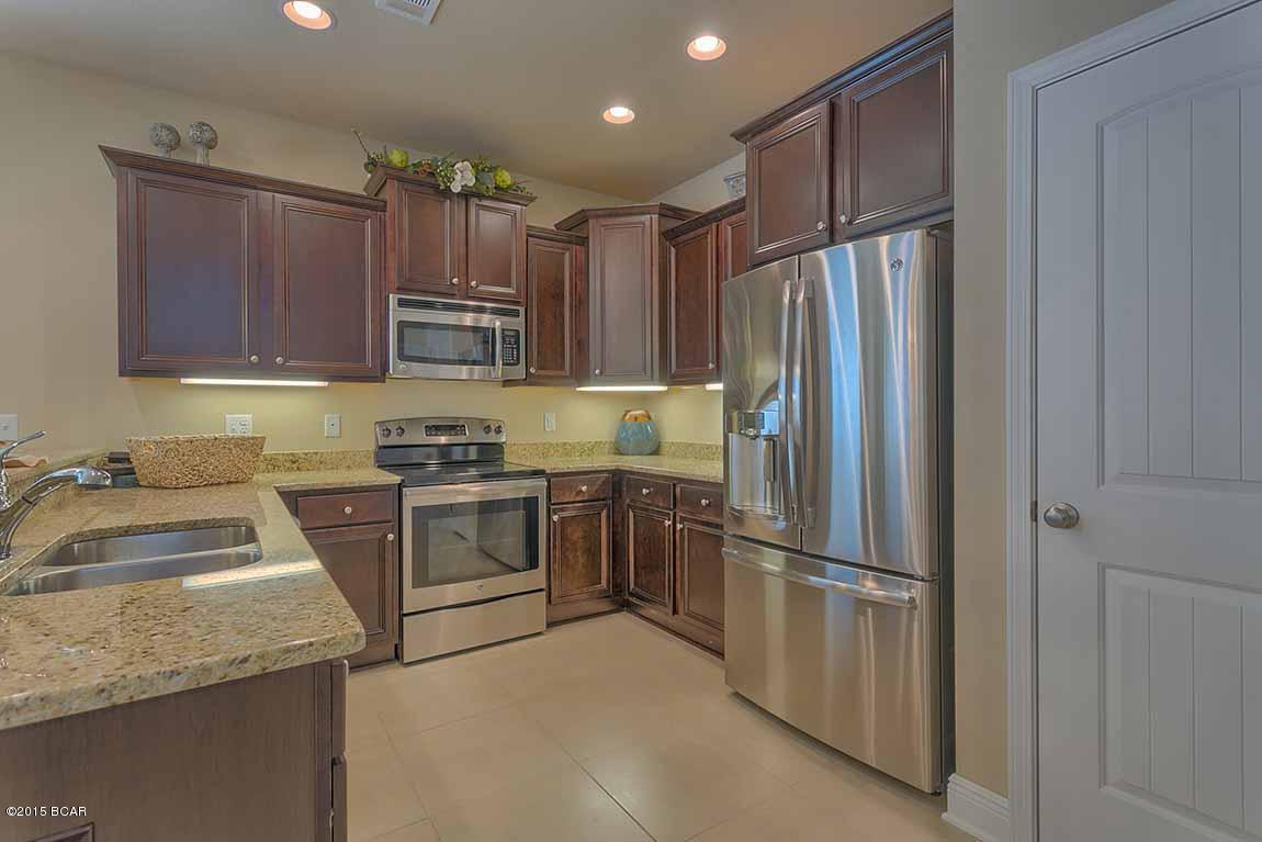 Magnolia Bay Club - Residential