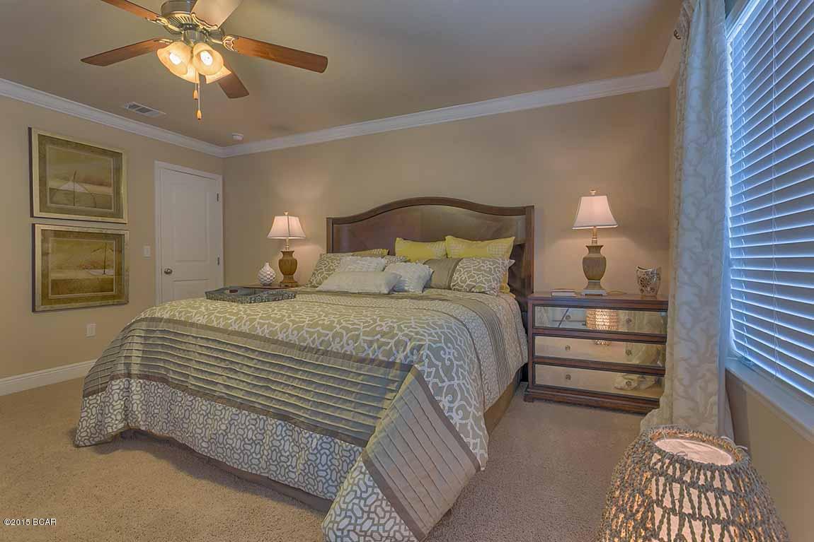 Magnolia Bay Club - Residential