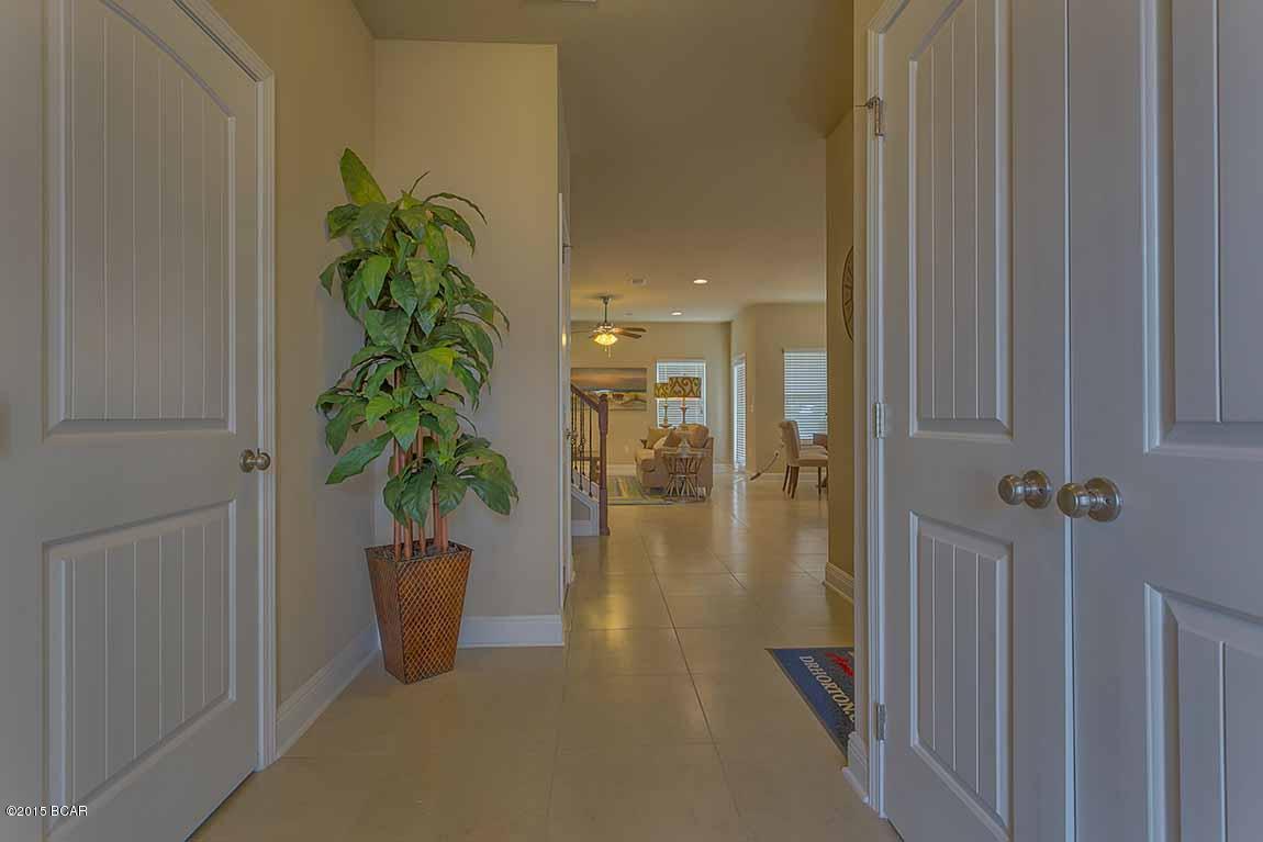 Magnolia Bay Club - Residential