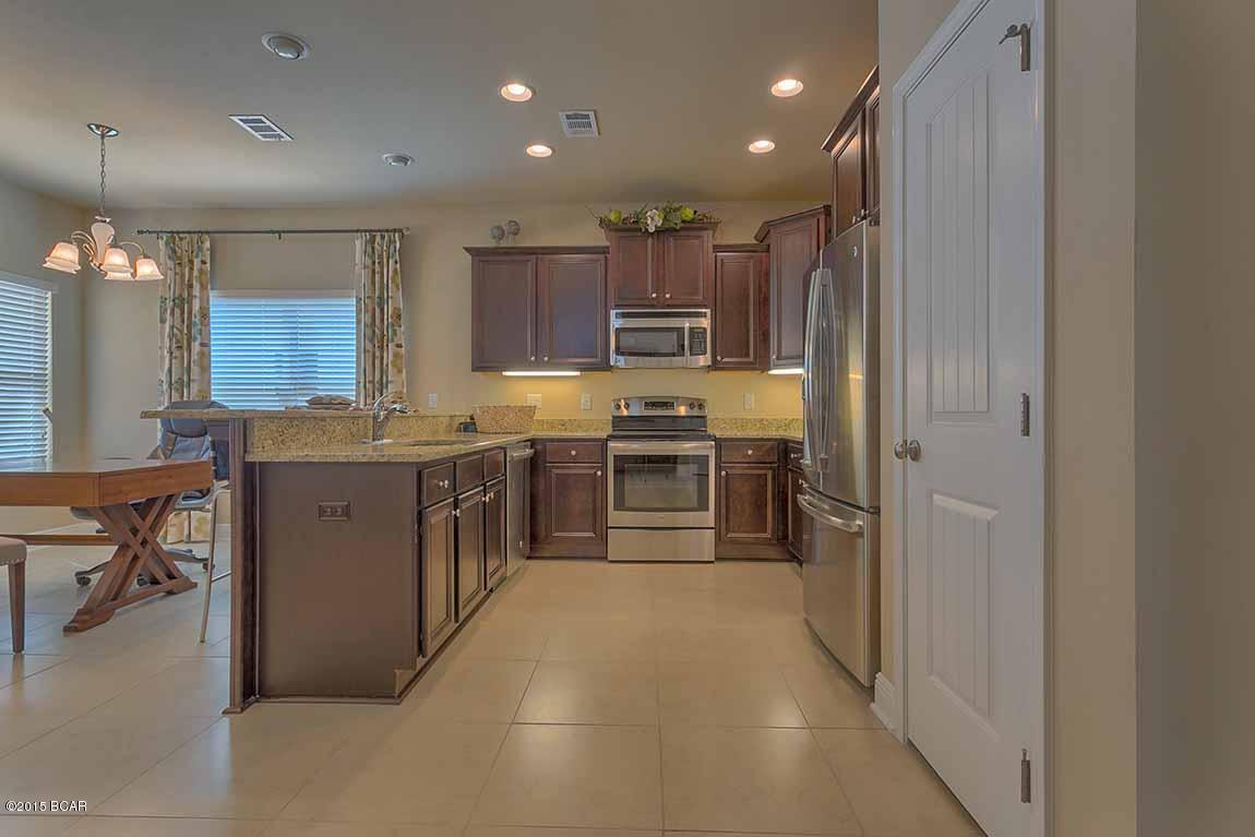 Magnolia Bay Club - Residential