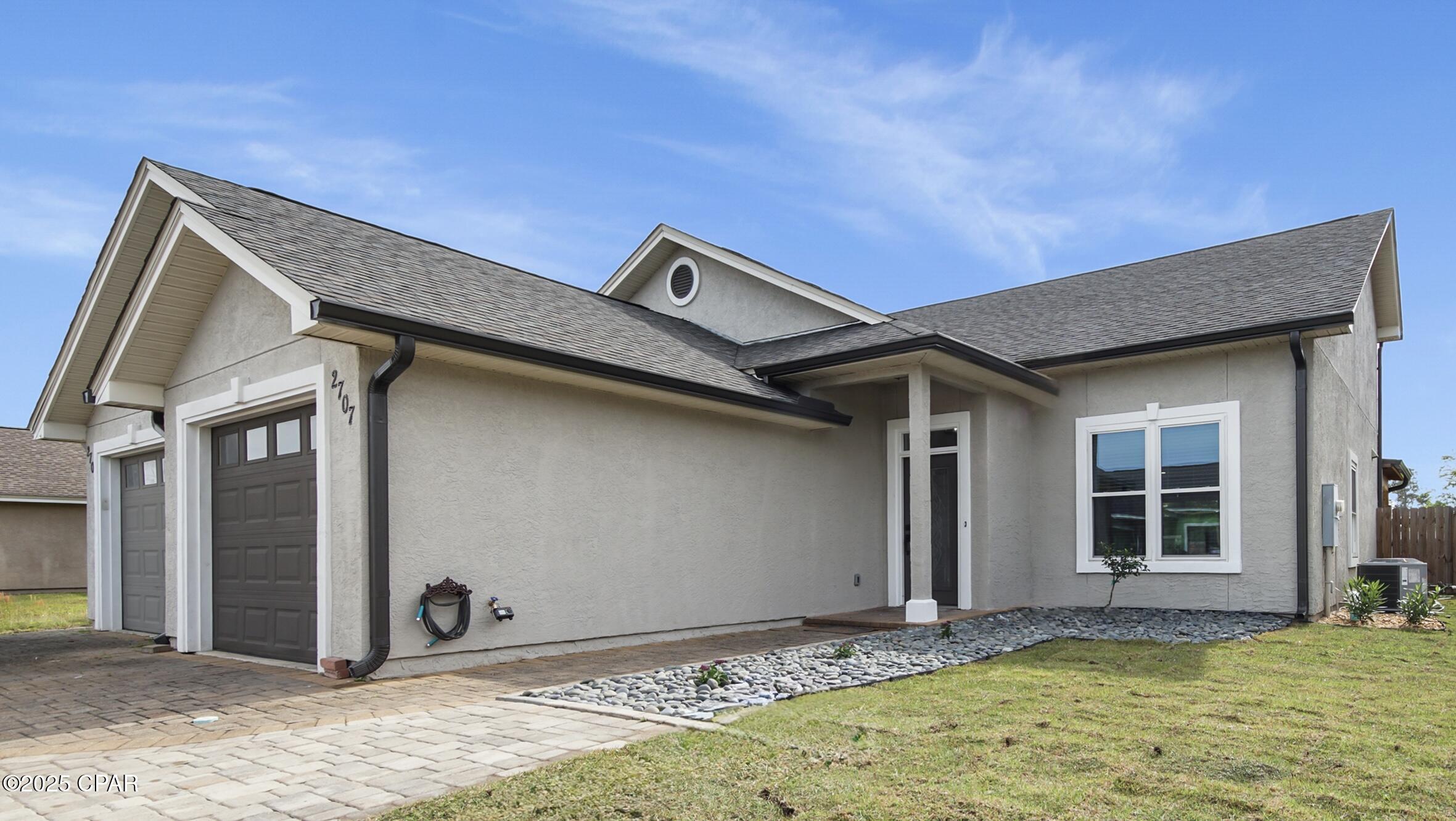 Ashlee Manor - Residential