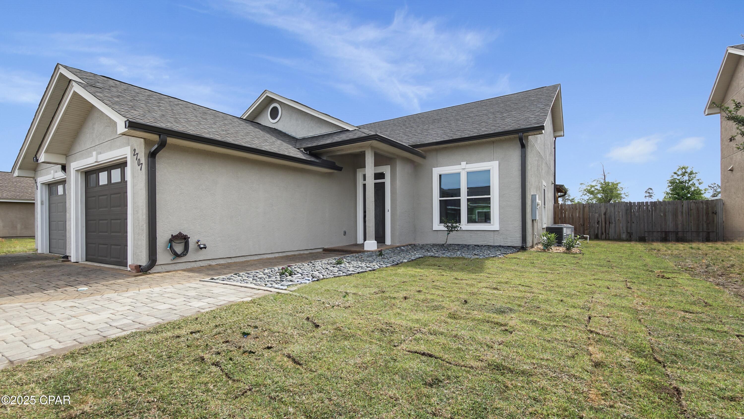 Ashlee Manor - Residential