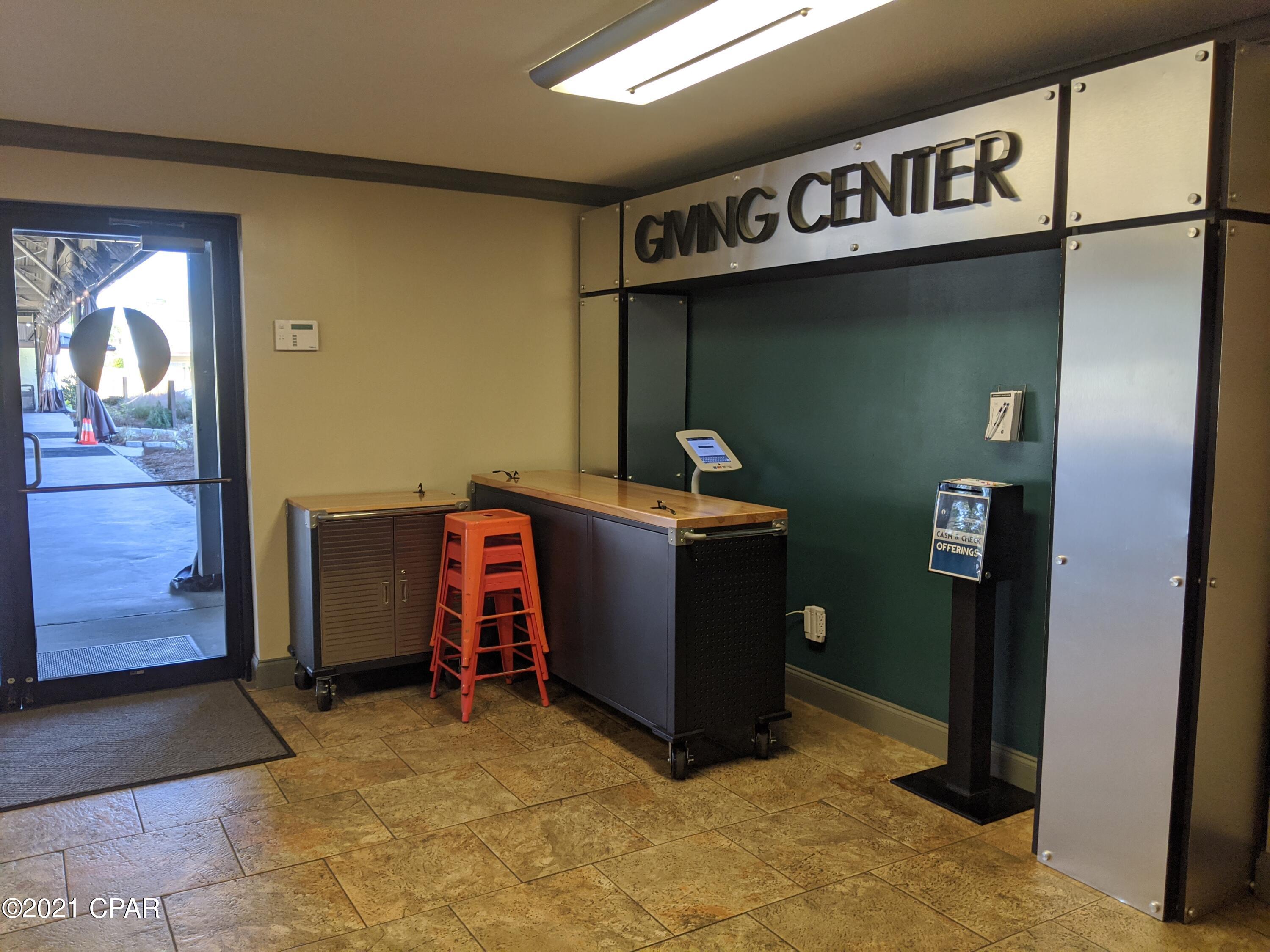 [No Recorded Subdiv] - Commercial Sale