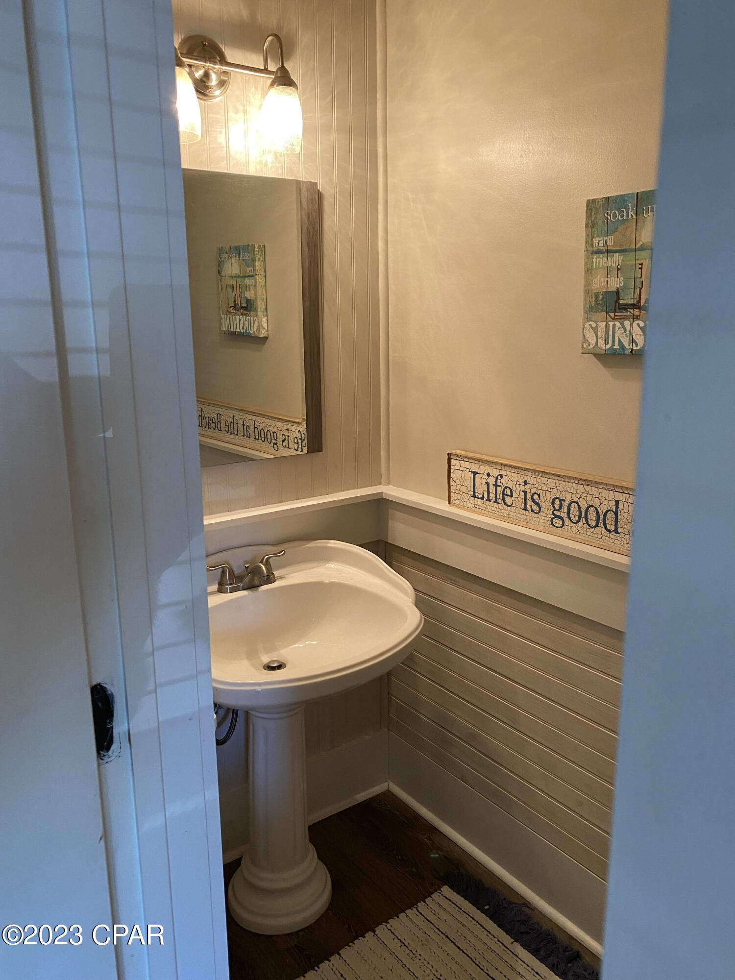 Villa Chateaus - Residential