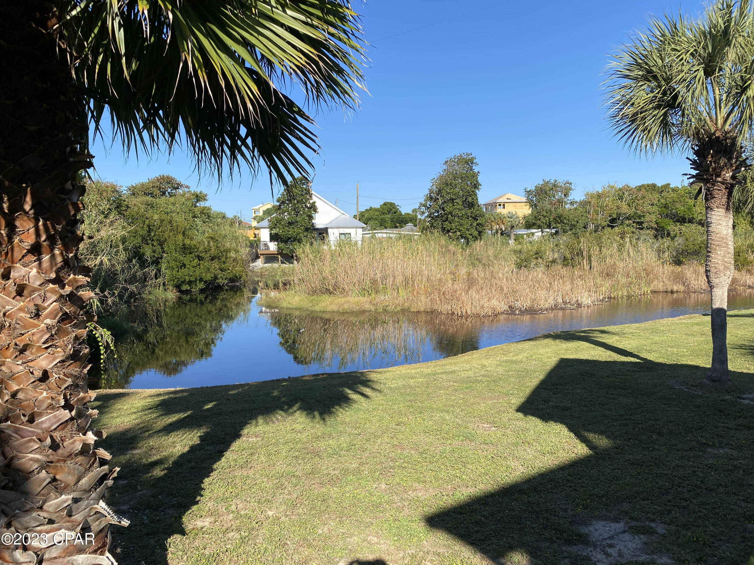 Villa Chateaus - Residential