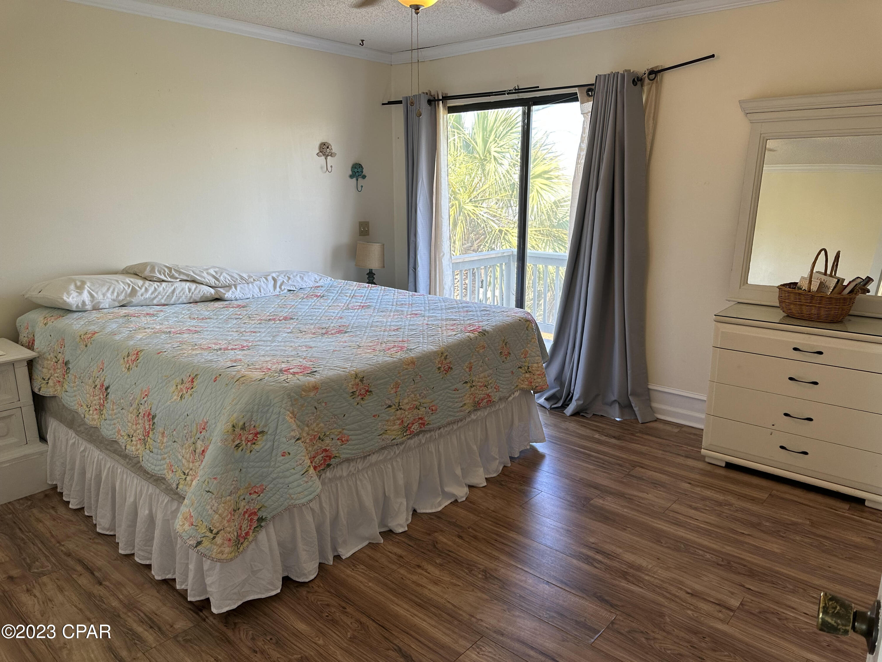 Villa Chateaus - Residential