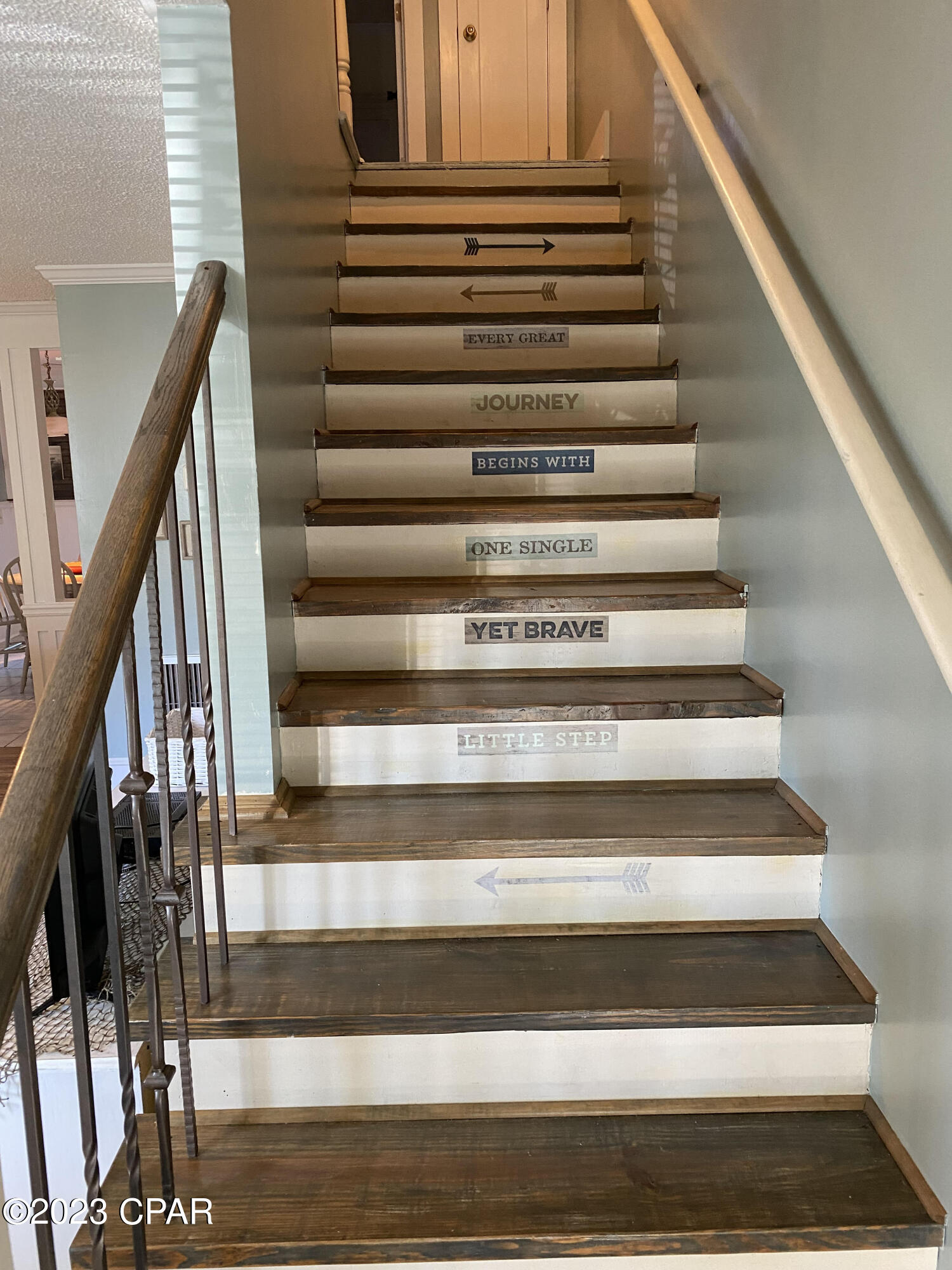 Villa Chateaus - Residential