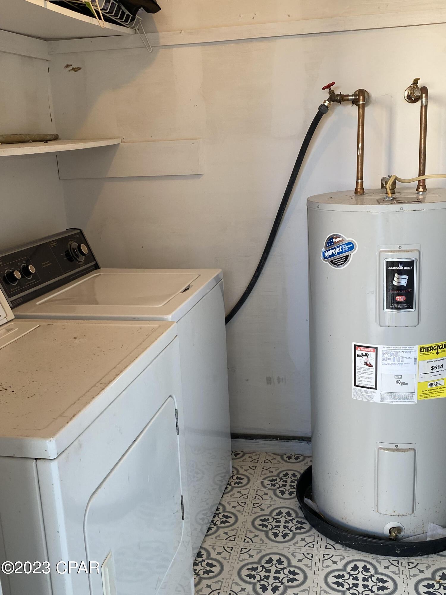 Villa Chateaus - Residential