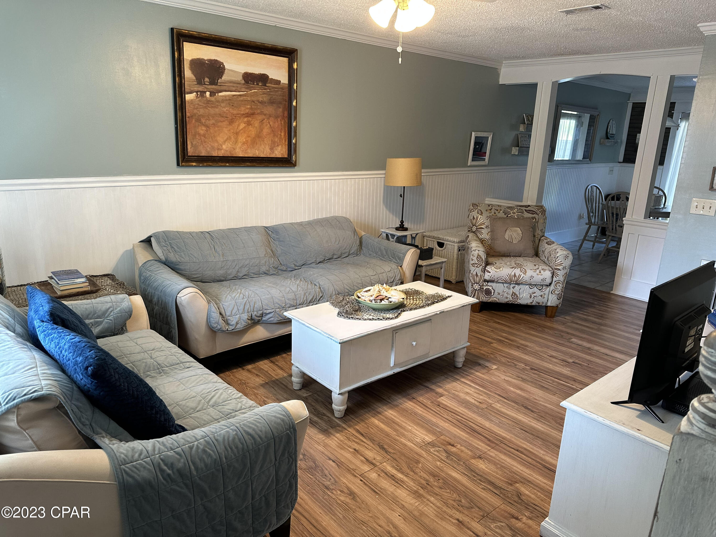 Villa Chateaus - Residential