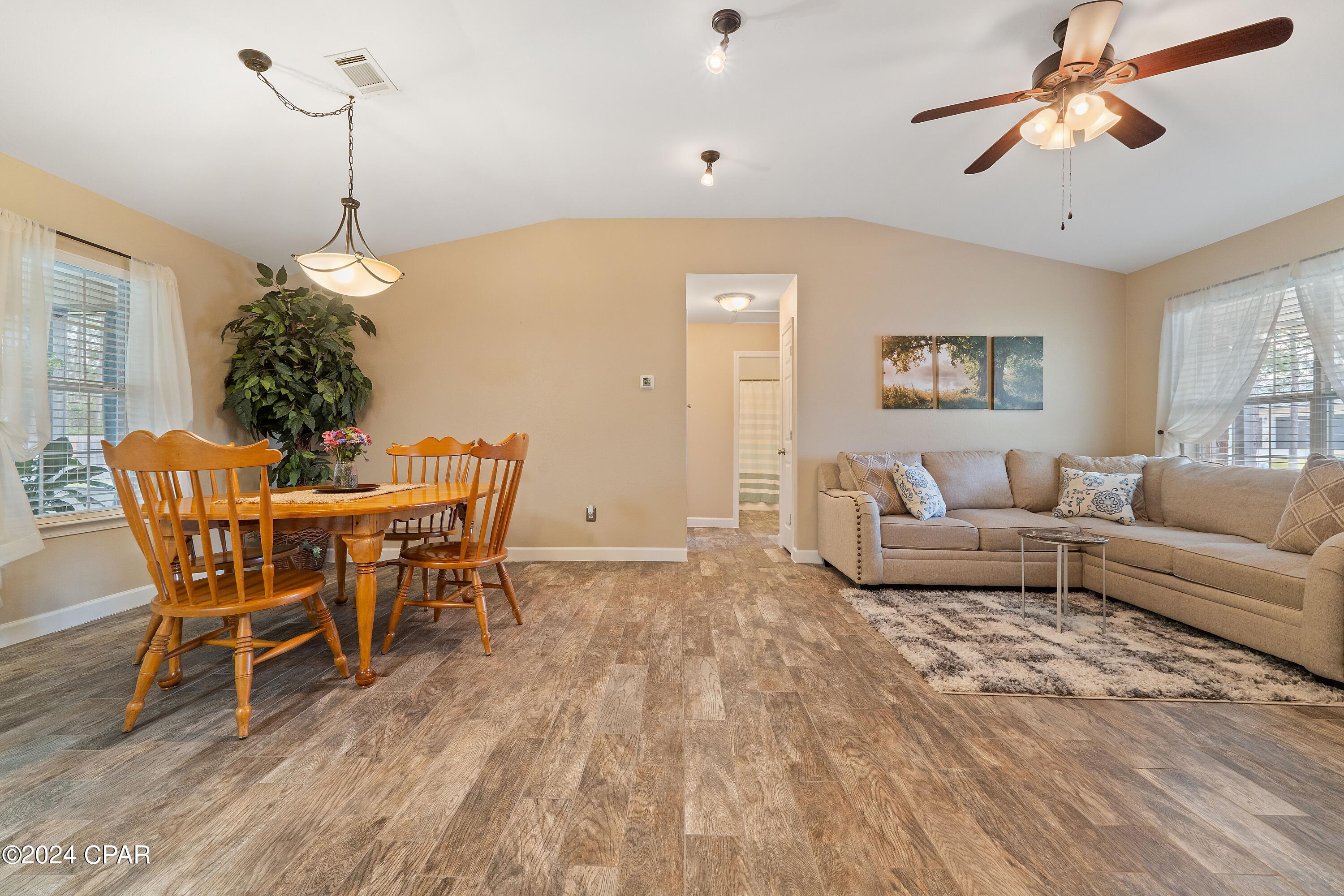 Holly By The Sea - Residential