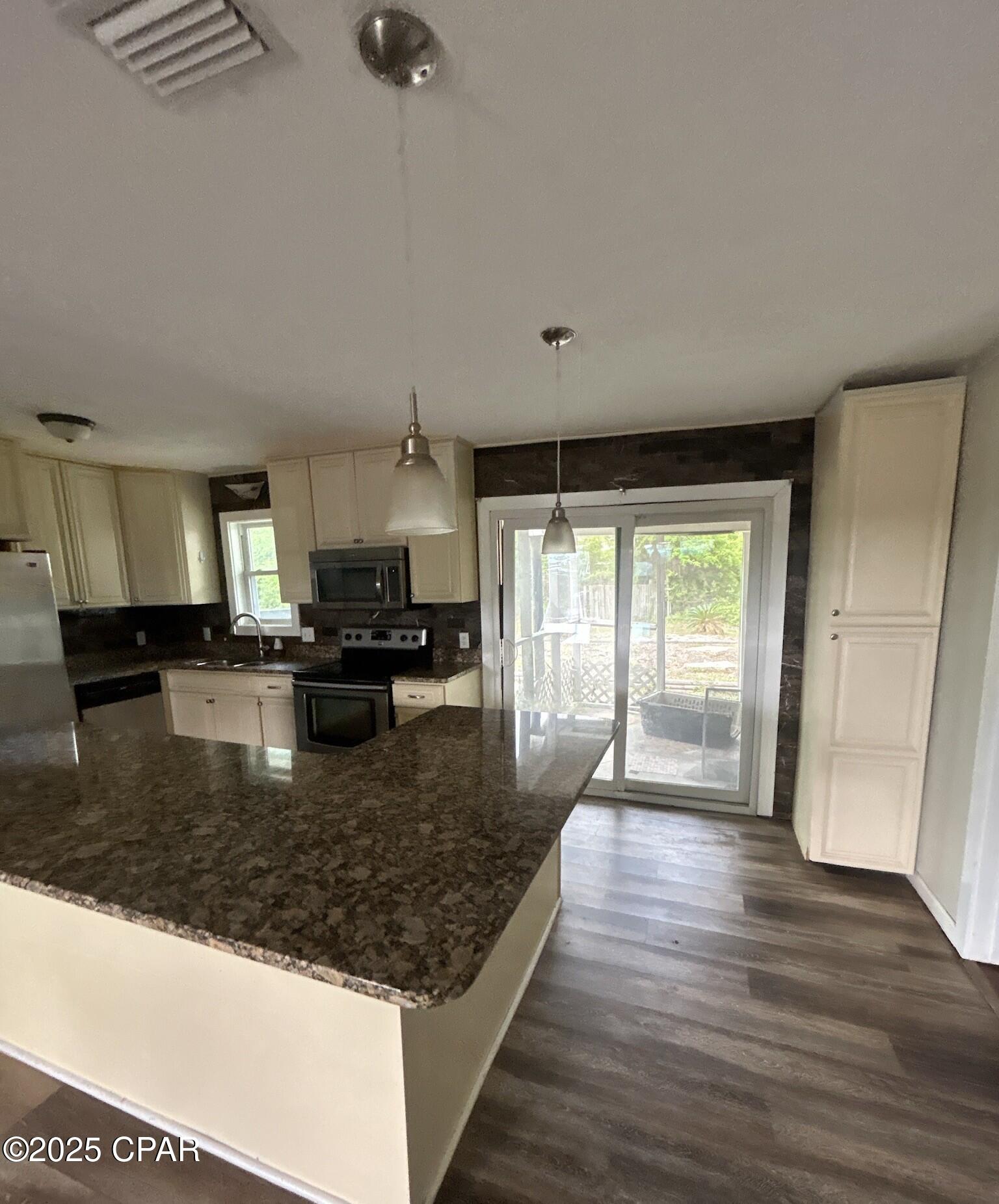 Greenbriar Estates 1 - Residential