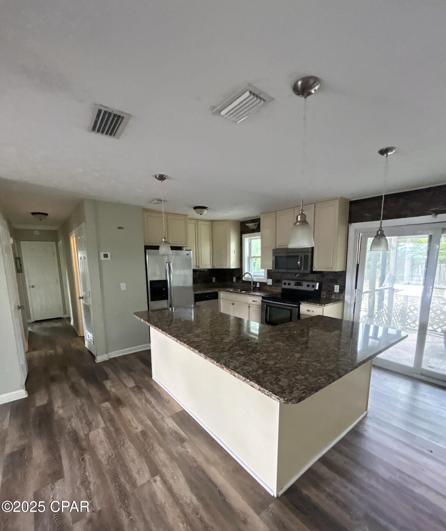 Greenbriar Estates 1 - Residential