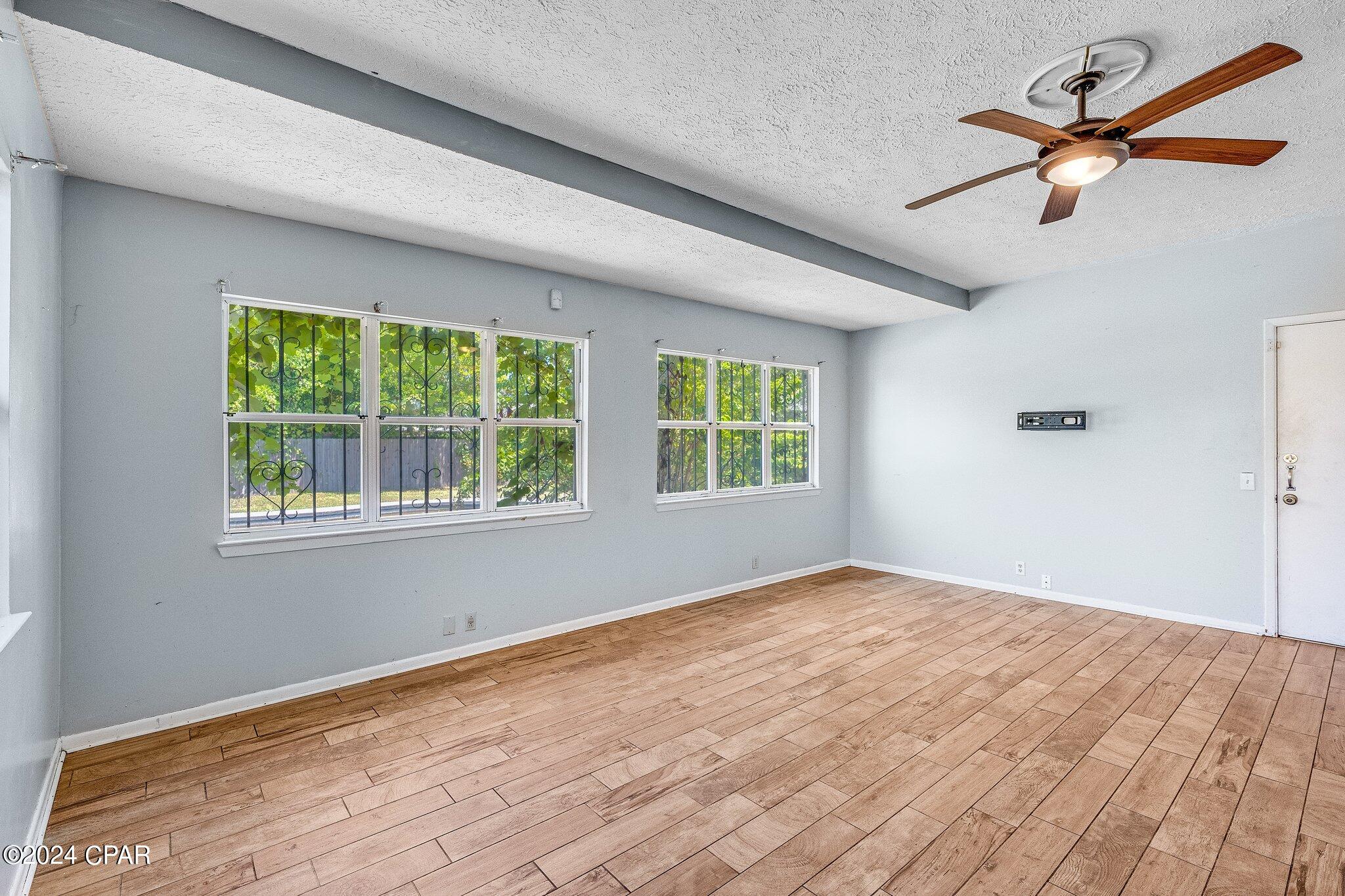 Kendrick Manor - Residential