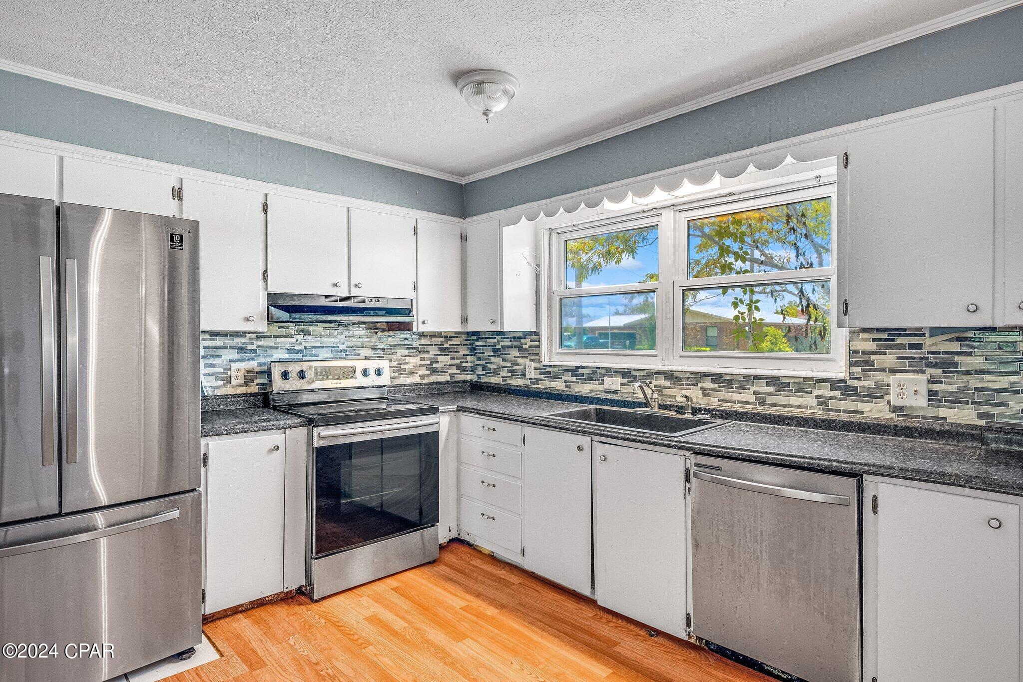 Kendrick Manor - Residential