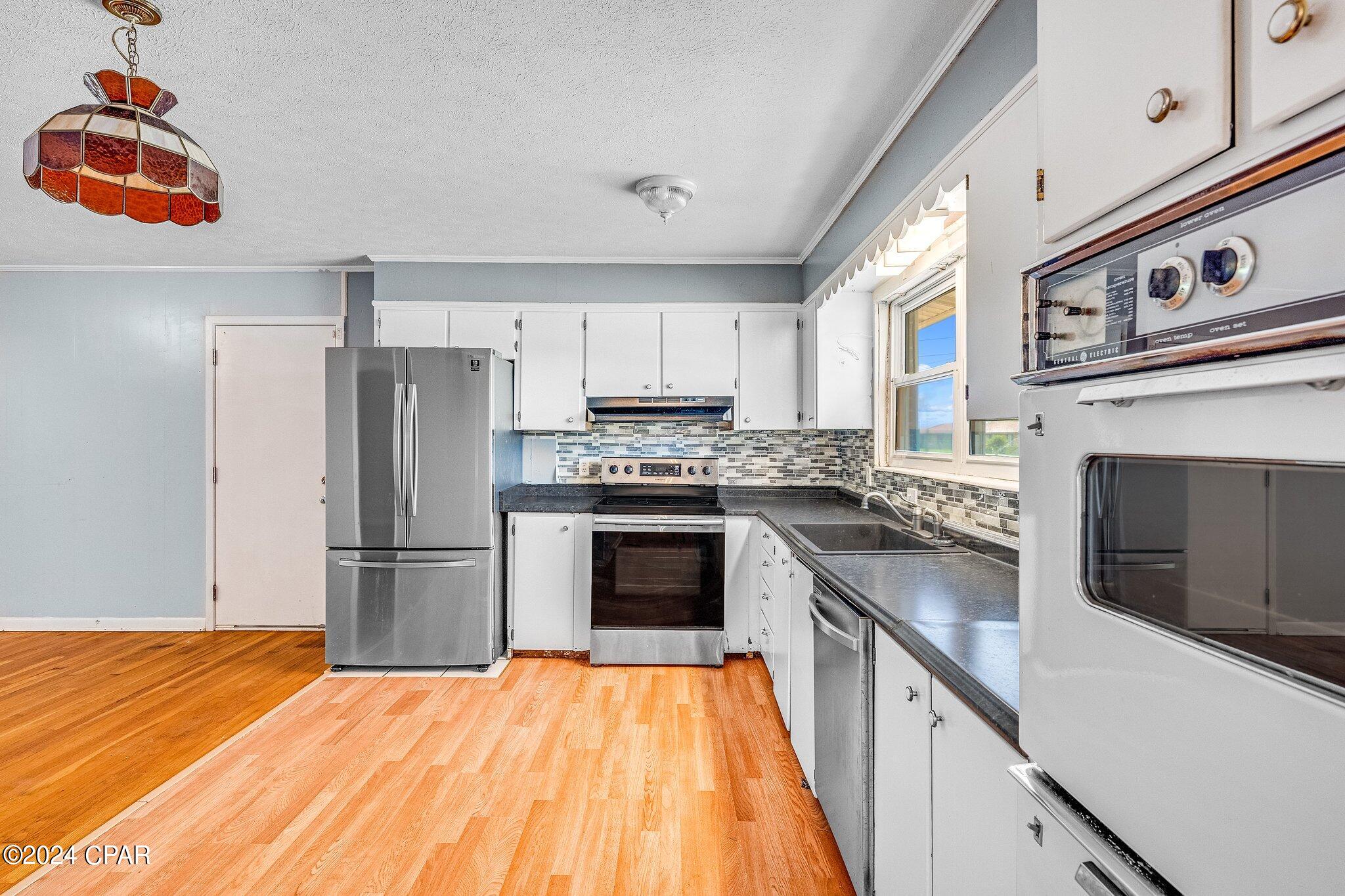 Kendrick Manor - Residential