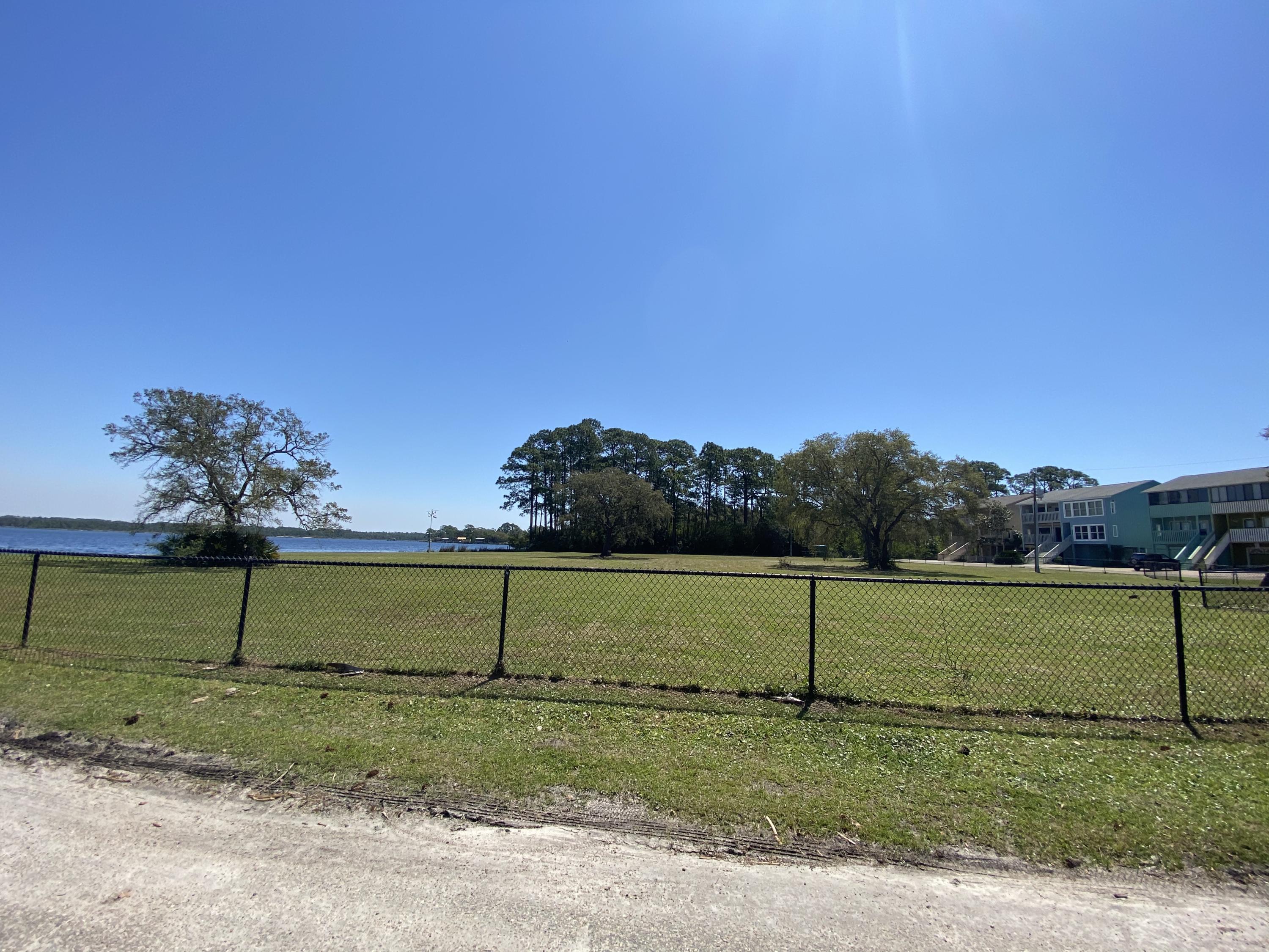 Pirate's Cove Inlet Condo Ph 3 - Residential