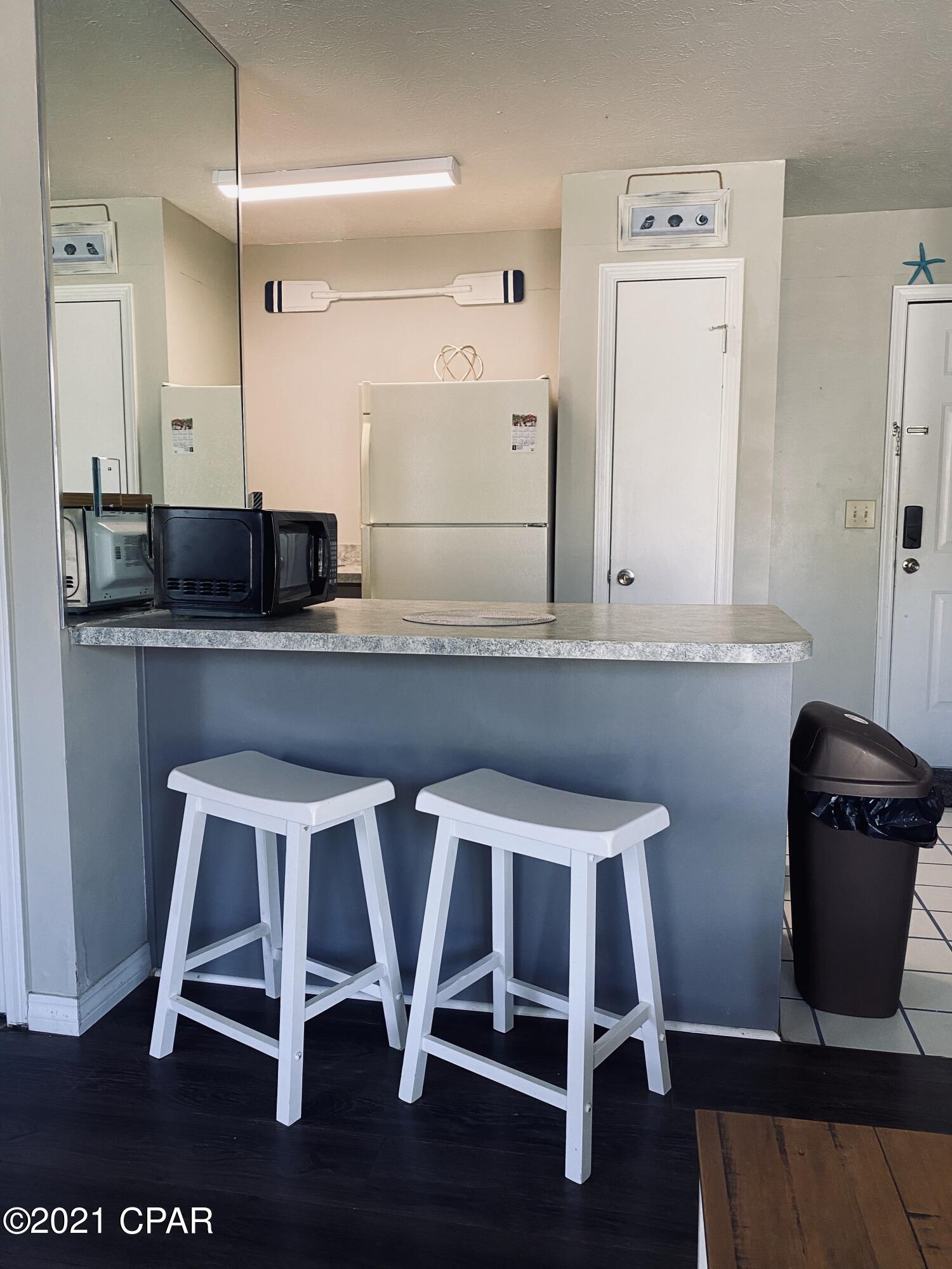 Pirate's Cove Inlet Condo Ph 3 - Residential