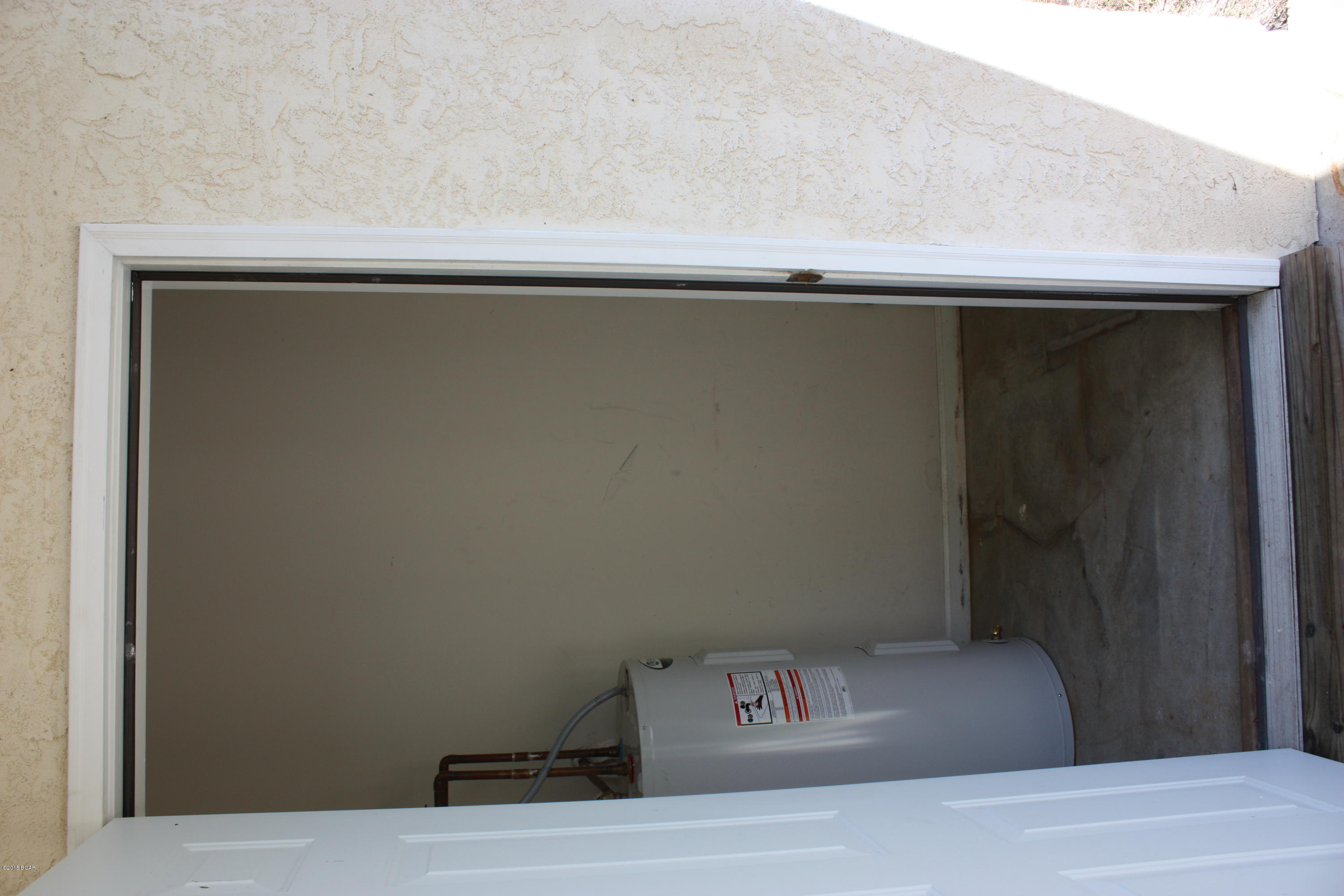 Holiday Beach Unit 8 - Residential Lease