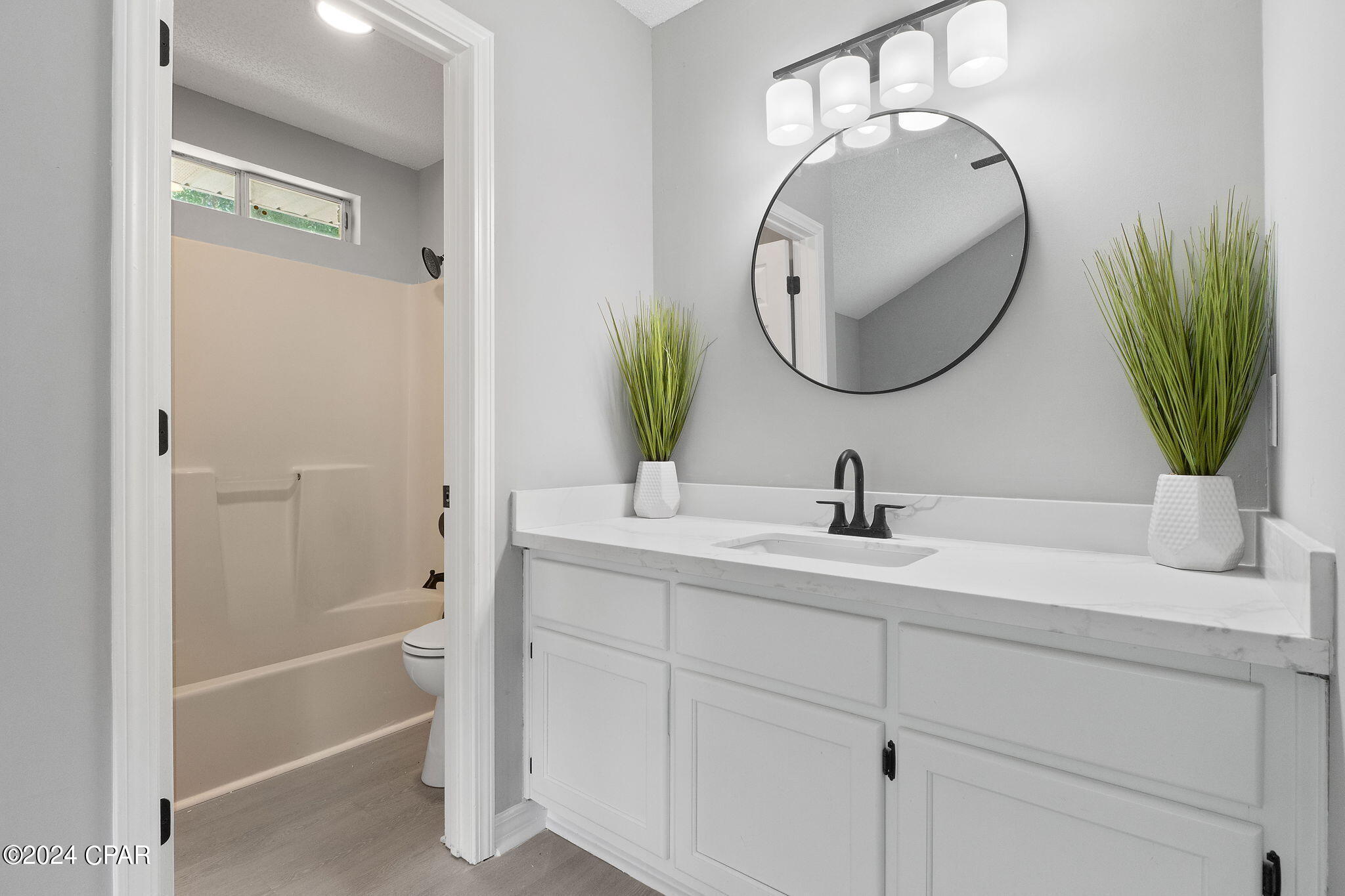 Holly By The Sea - Residential