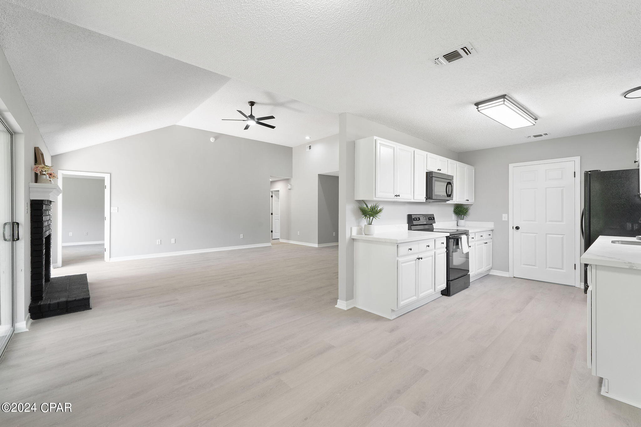 Holly By The Sea - Residential