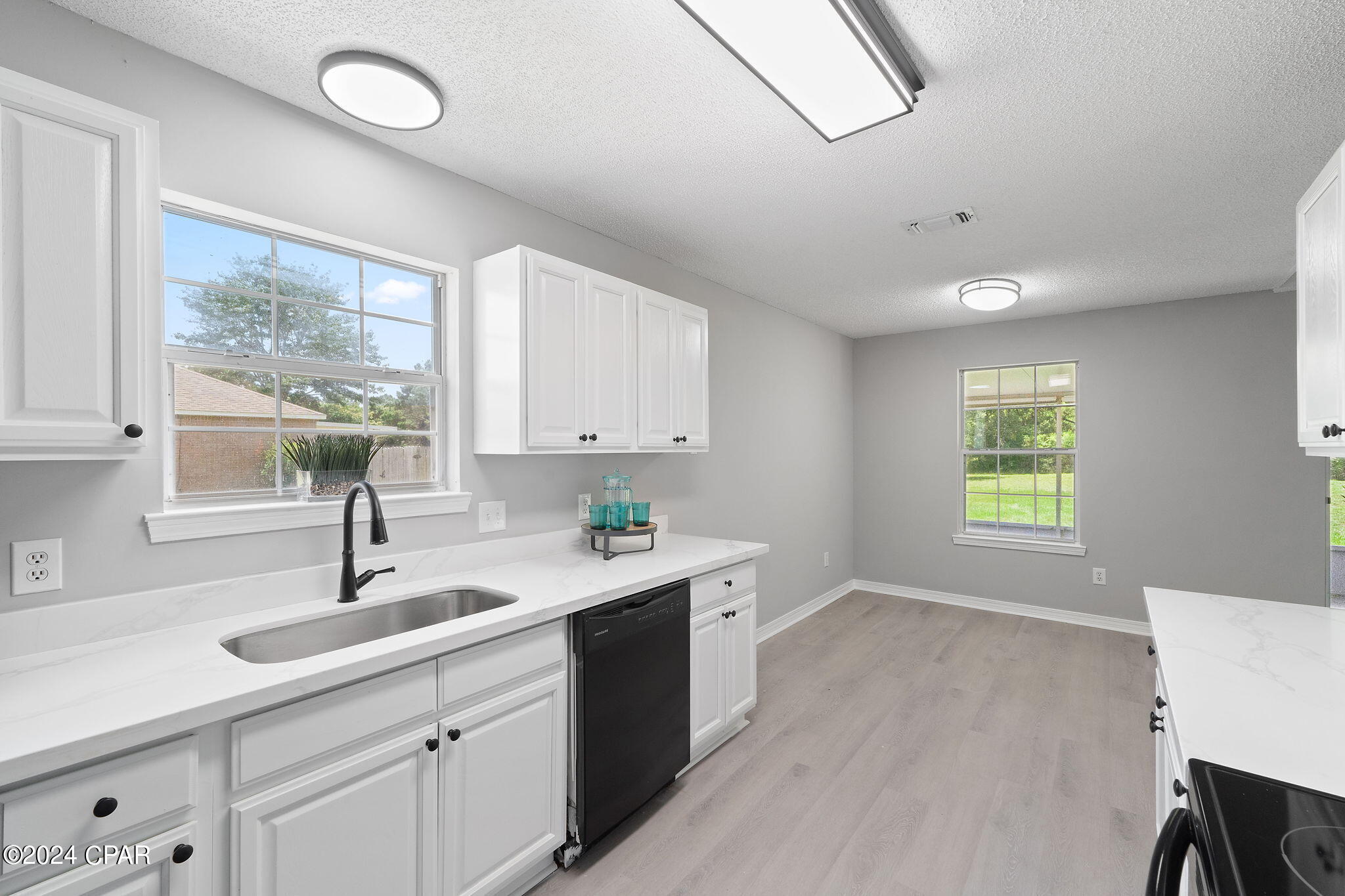 Holly By The Sea - Residential