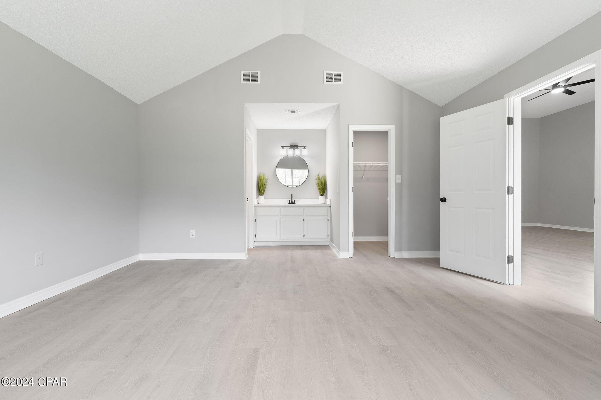 Holly By The Sea - Residential