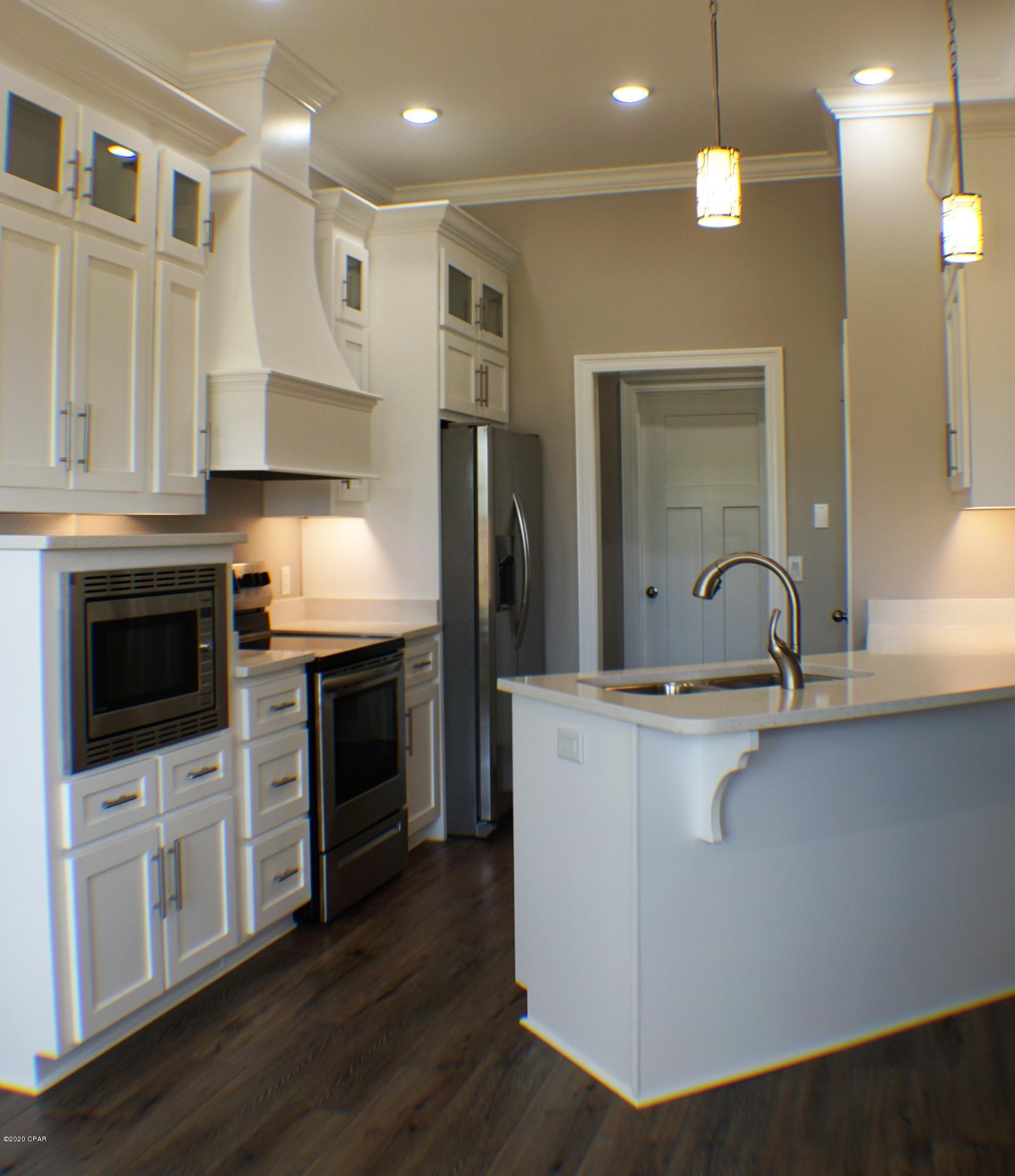 Mowat Highlands Ph VII - Residential