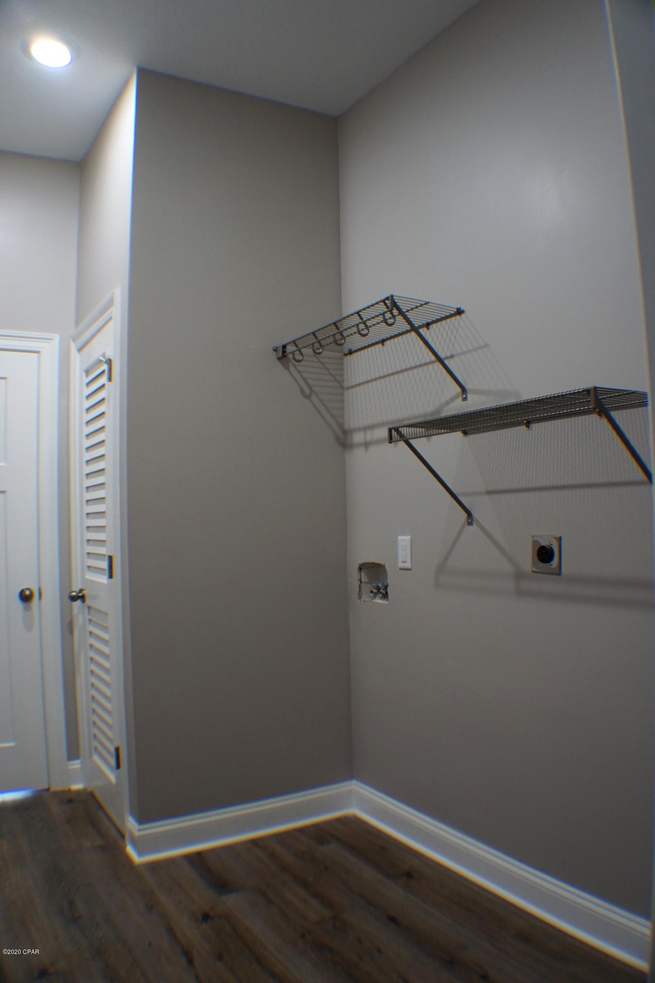 Mowat Highlands Ph VII - Residential