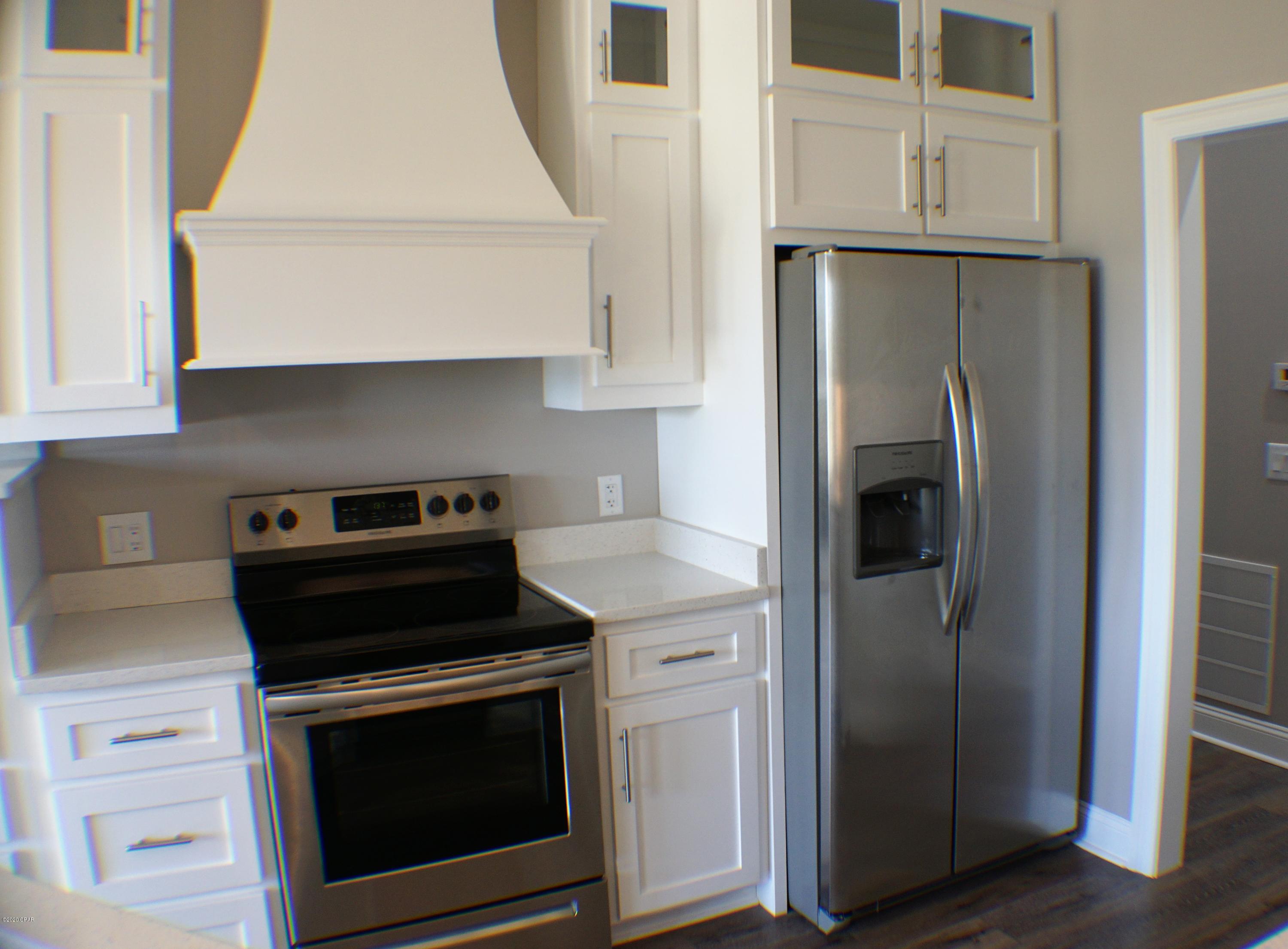 Mowat Highlands Ph VII - Residential