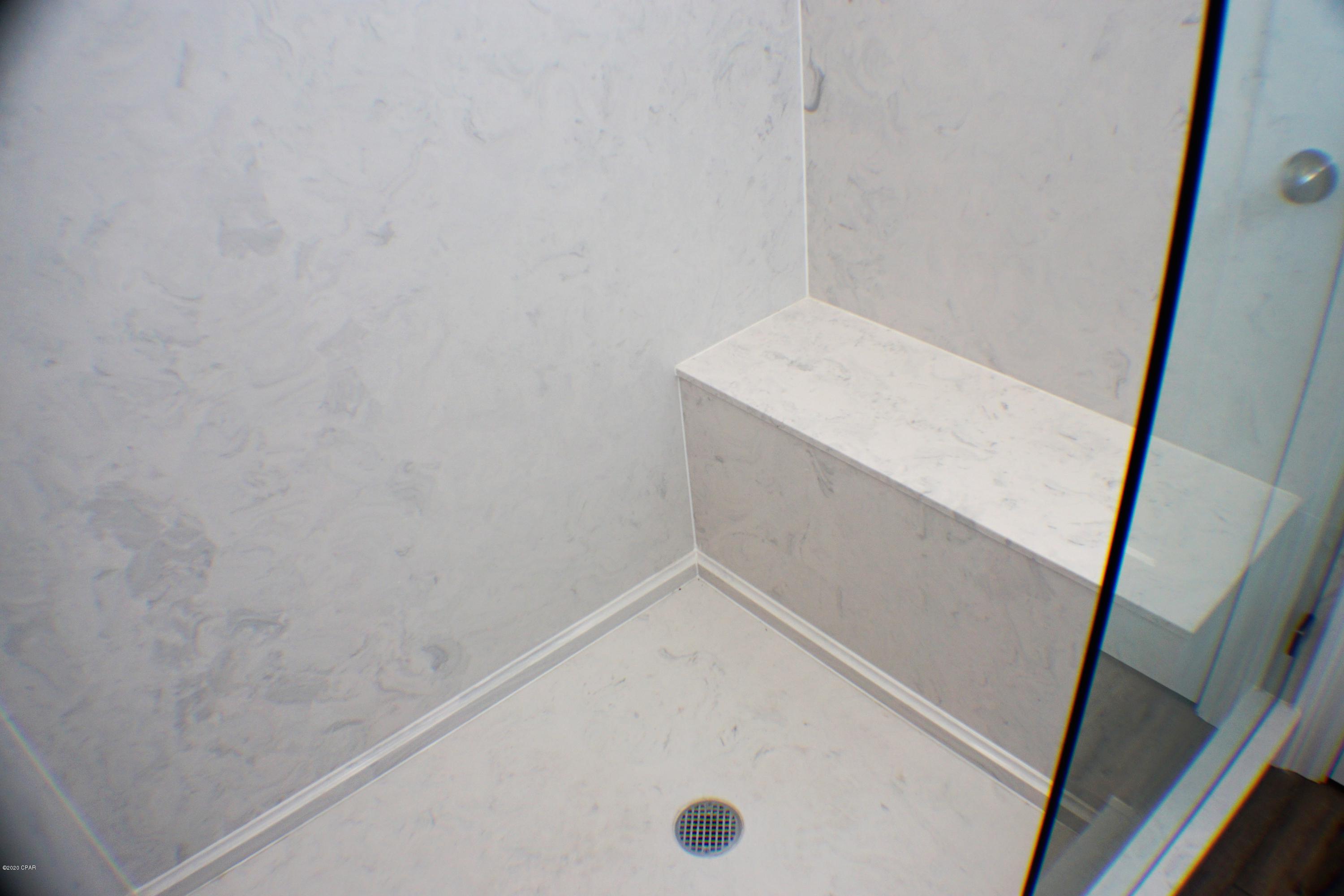 Mowat Highlands Ph VII - Residential