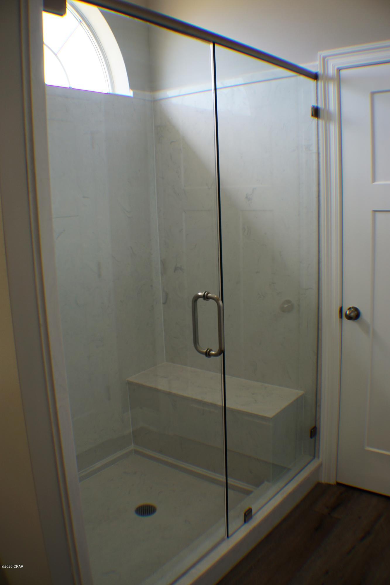 Mowat Highlands Ph VII - Residential