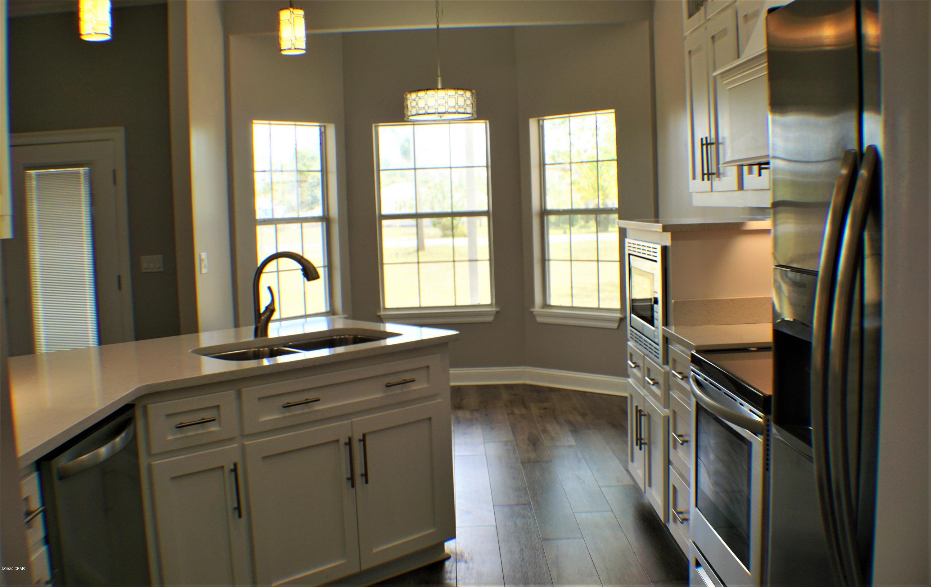 Mowat Highlands Ph VII - Residential