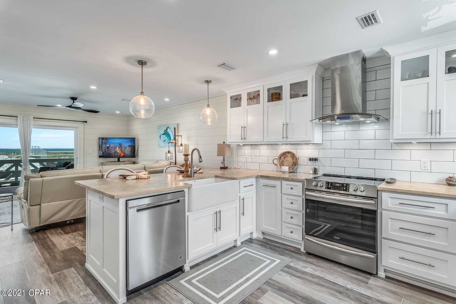 Shoreline Townhouses - Residential