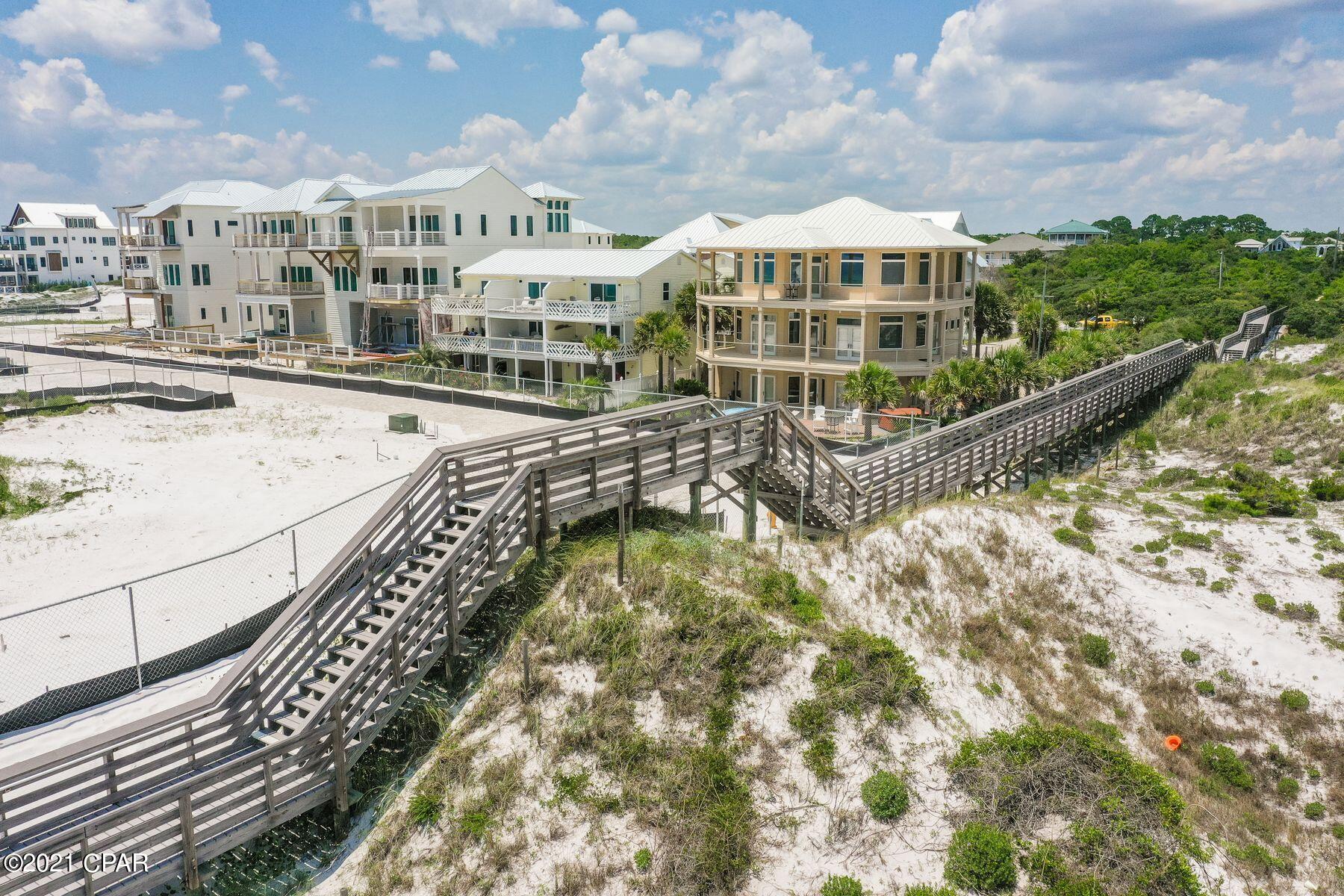 Shoreline Townhouses - Residential