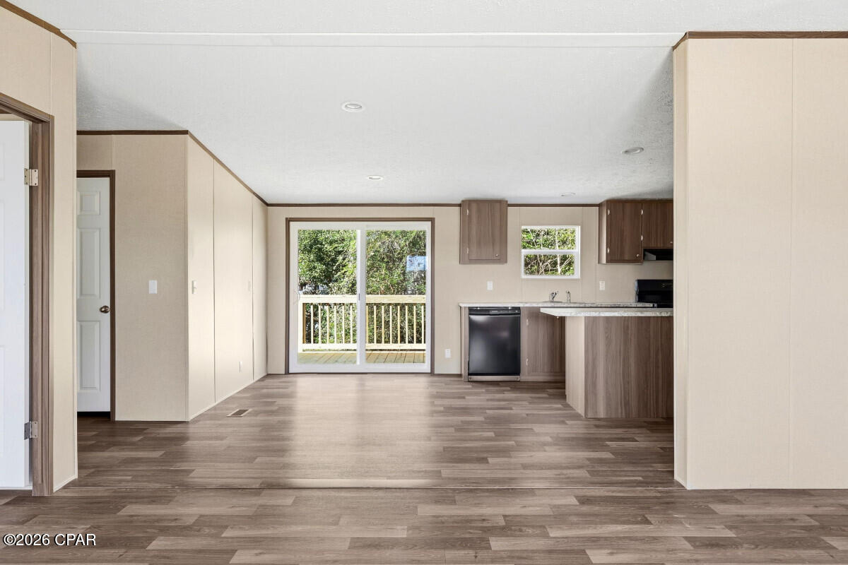 Lane Mobile Home Est U-1 - Residential