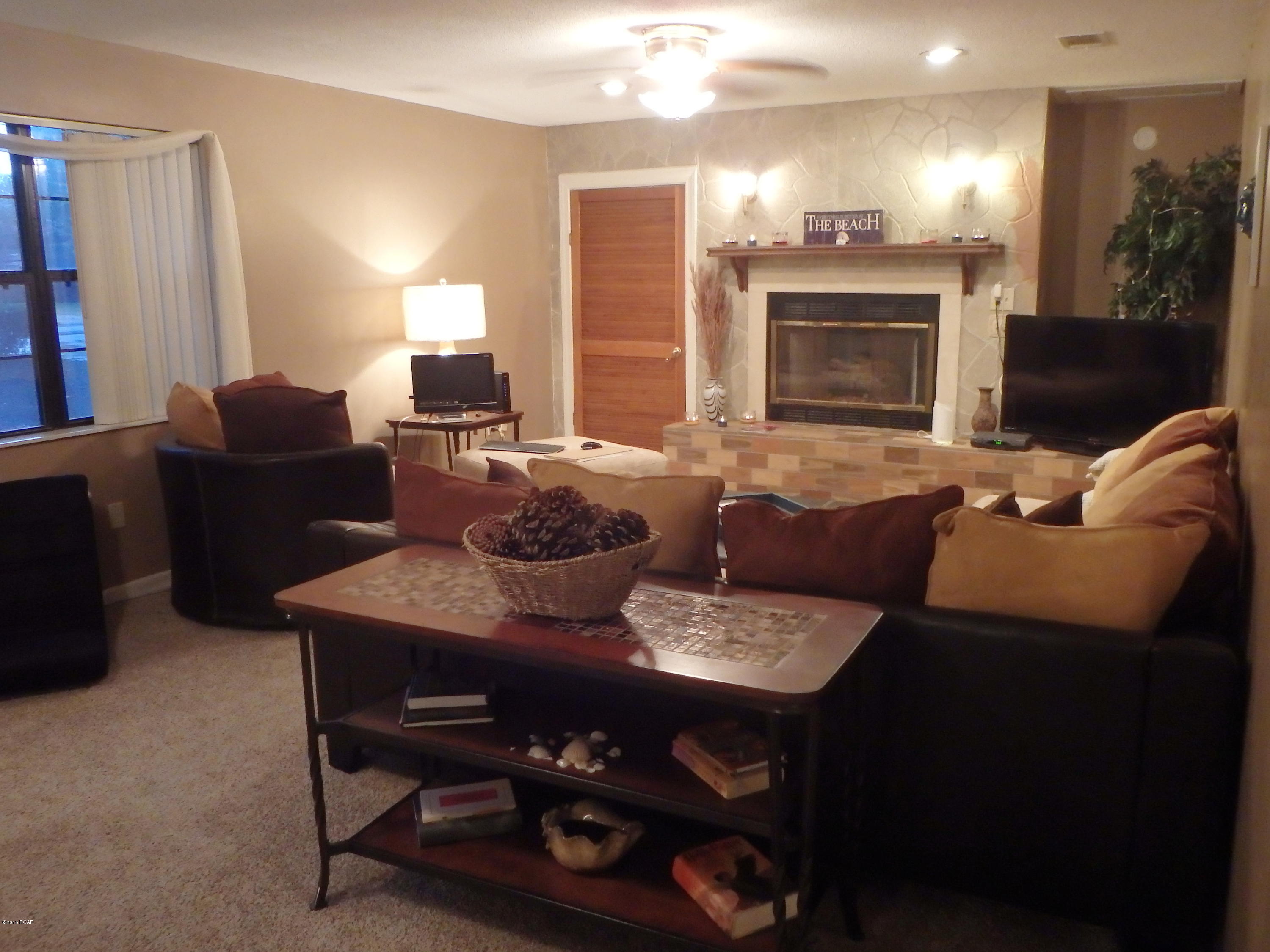 Pines 5th Add - Residential